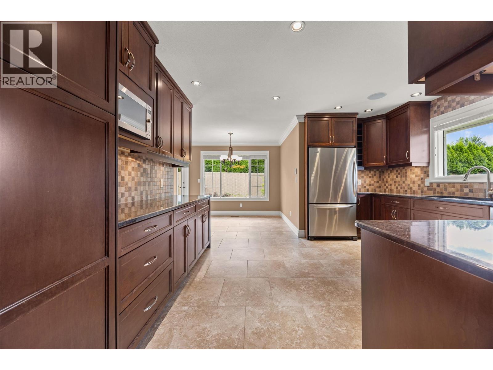 1886 Parkview Crescent Unit# 9, Kelowna, British Columbia  V1X 7G6 - Photo 13 - 10393184