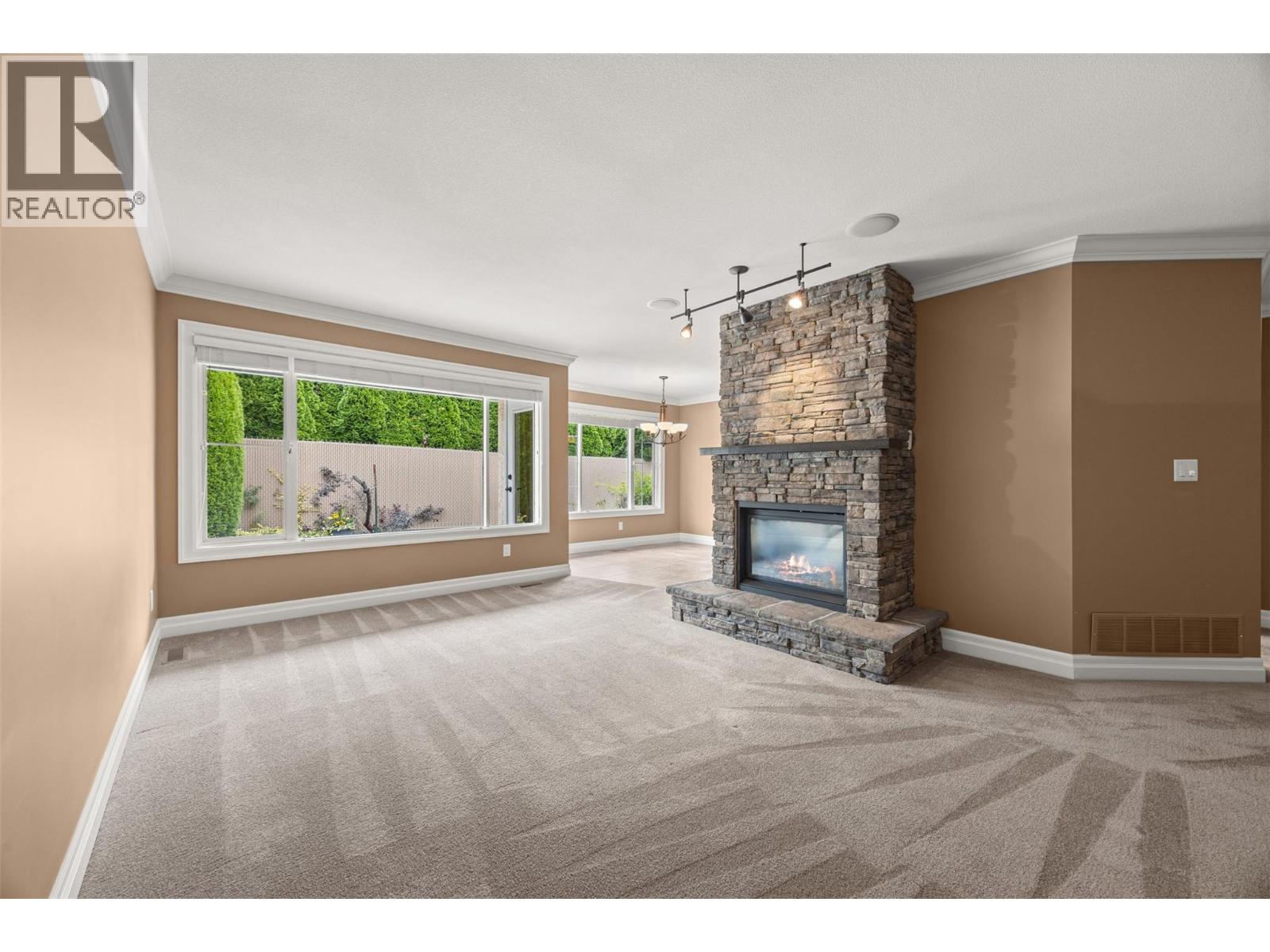 1886 Parkview Crescent Unit# 9, Kelowna, British Columbia  V1X 7G6 - Photo 7 - 10393184