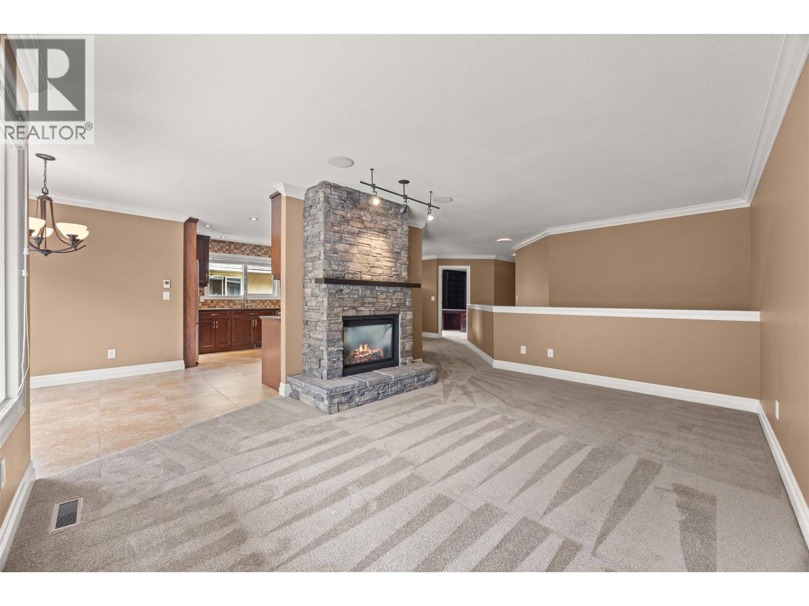1886 Parkview Crescent Unit# 9, Kelowna, British Columbia  V1X 7G6 - Photo 9 - 10393184