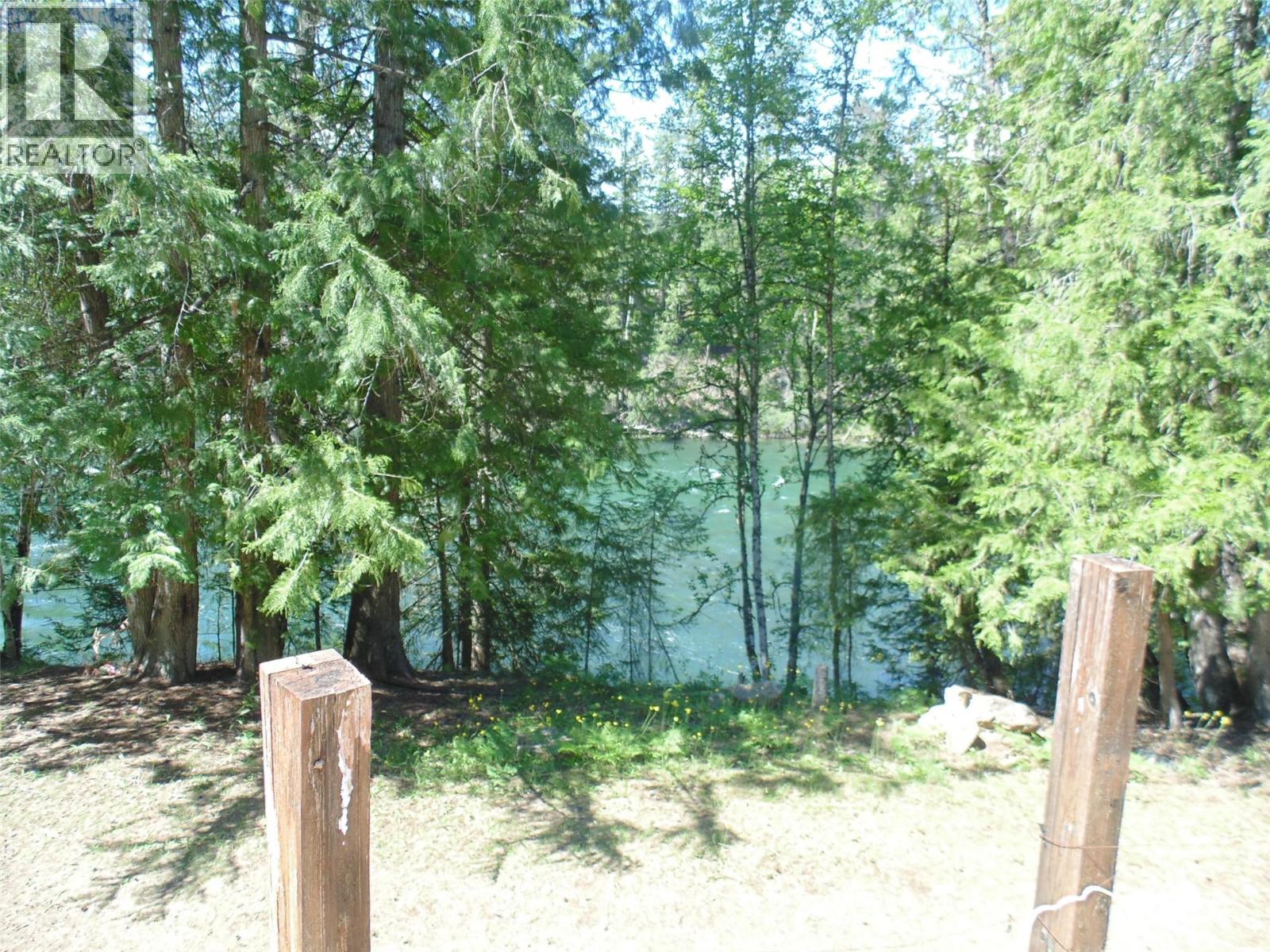 1415 Bridge Road, Crescent Valley, British Columbia  V0G 1H0 - Photo 15 - 10392793