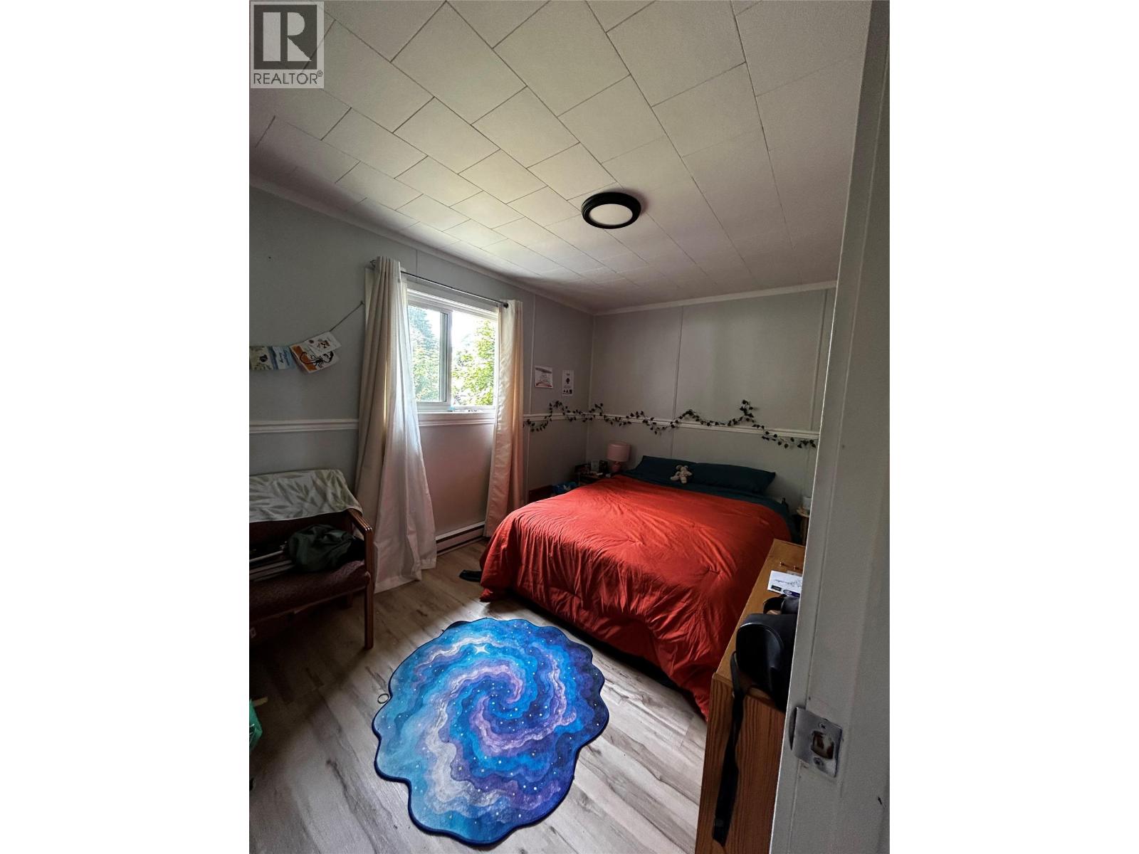 1201 Victoria Road W, Revelstoke, British Columbia  V0E 2S0 - Photo 5 - 10393610