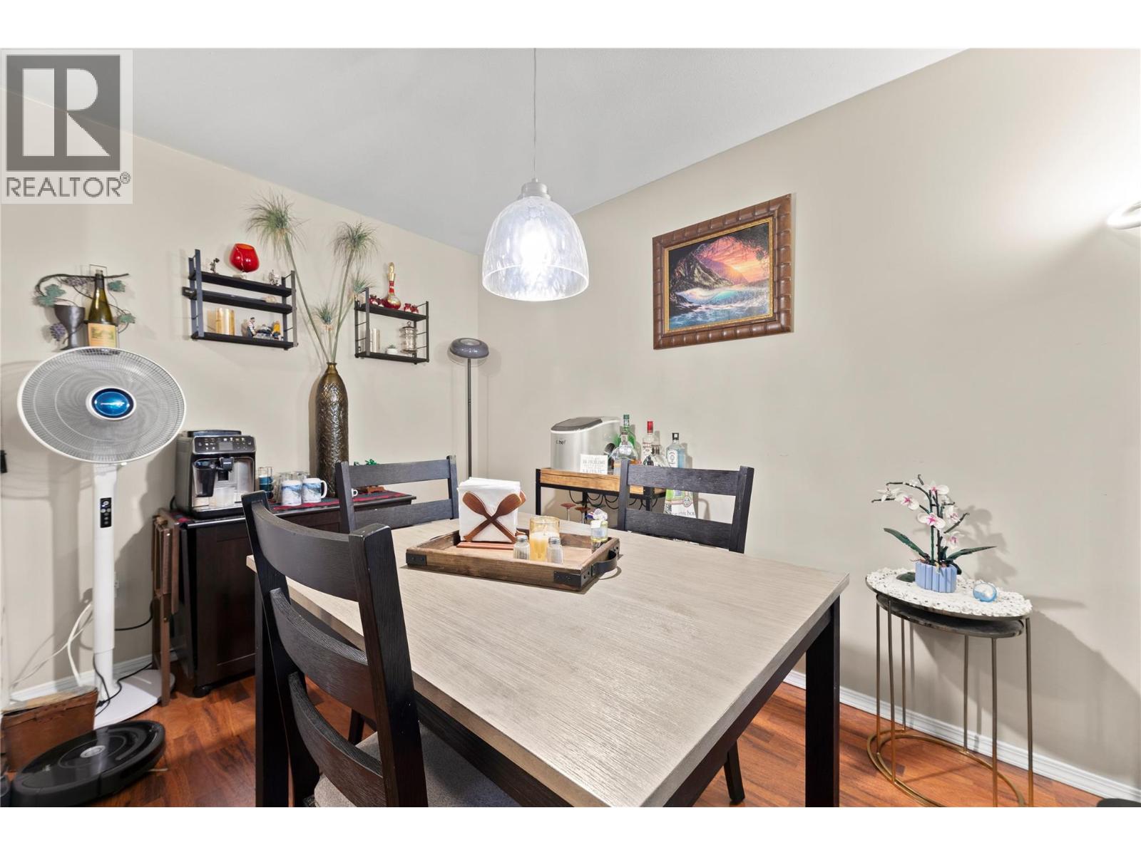 650 3 Street Sw Unit# 211, Salmon Arm, British Columbia  V1E 1P6 - Photo 3 - 10393340