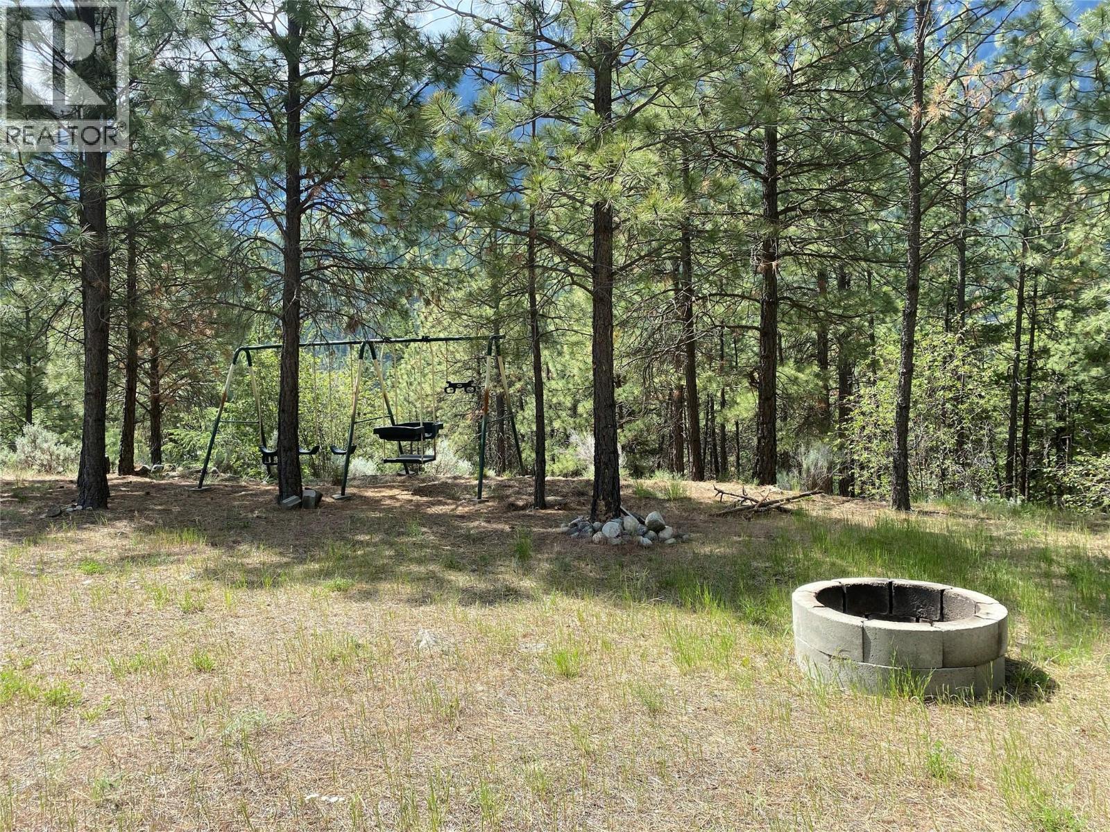 101 Airport Road, Lillooet, British Columbia  V0K 1V0 - Photo 4 - 10393510