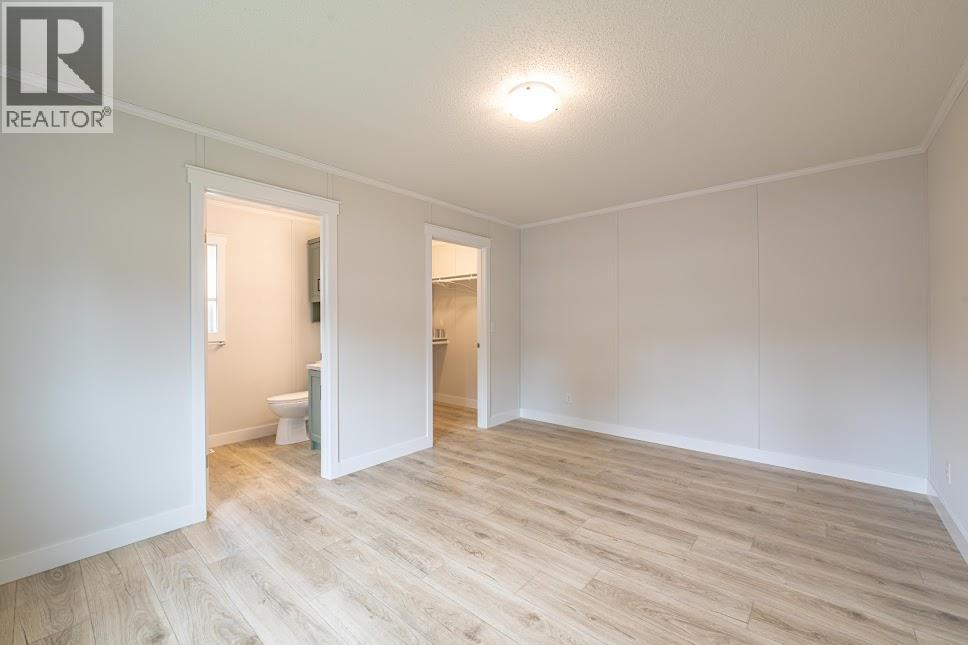 916 Airport Road Unit# 7, Salmo, British Columbia    - Photo 12 - 10392851