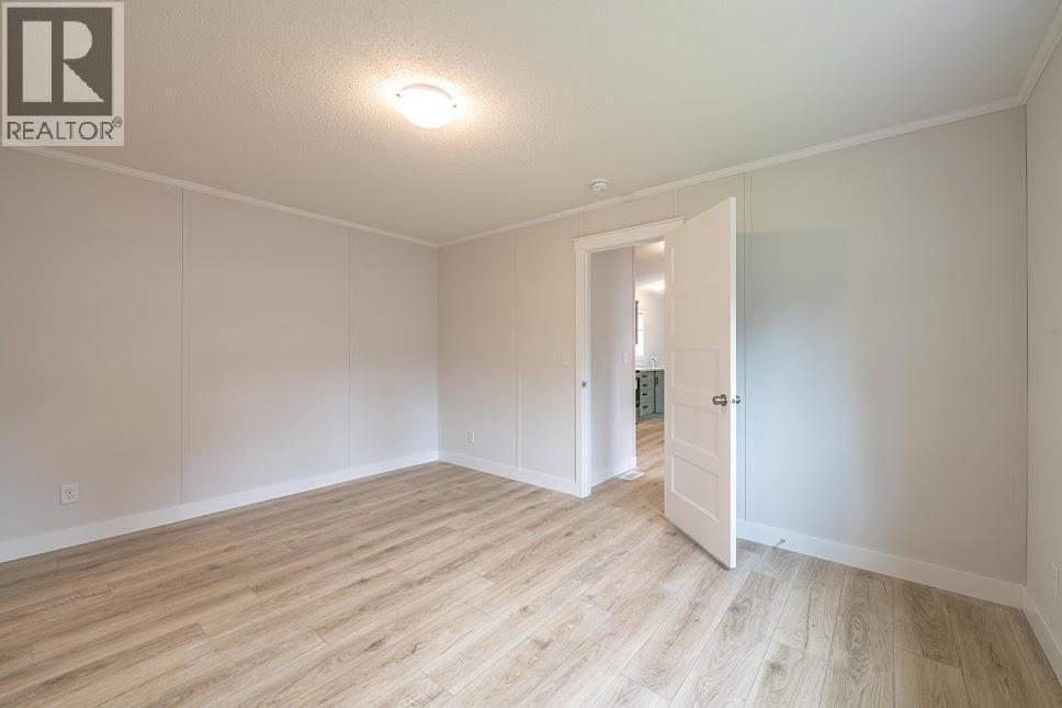 916 Airport Road Unit# 7, Salmo, British Columbia    - Photo 13 - 10392851