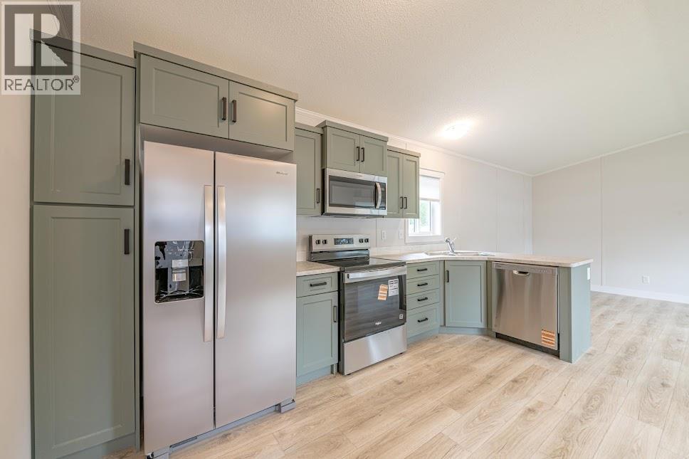 916 Airport Road Unit# 7, Salmo, British Columbia    - Photo 16 - 10392851