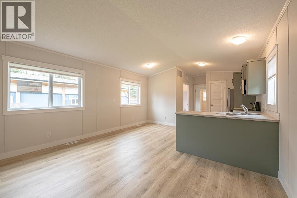 916 Airport Road Unit# 7, Salmo, British Columbia    - Photo 18 - 10392851
