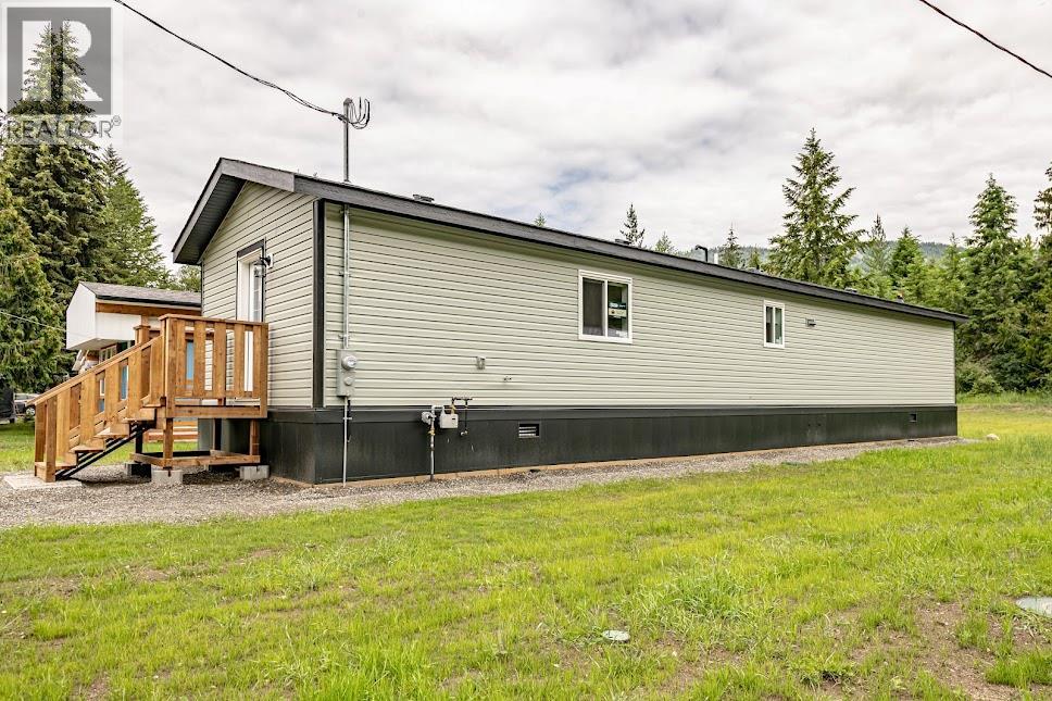 916 Airport Road Unit# 7, Salmo, British Columbia    - Photo 7 - 10392851