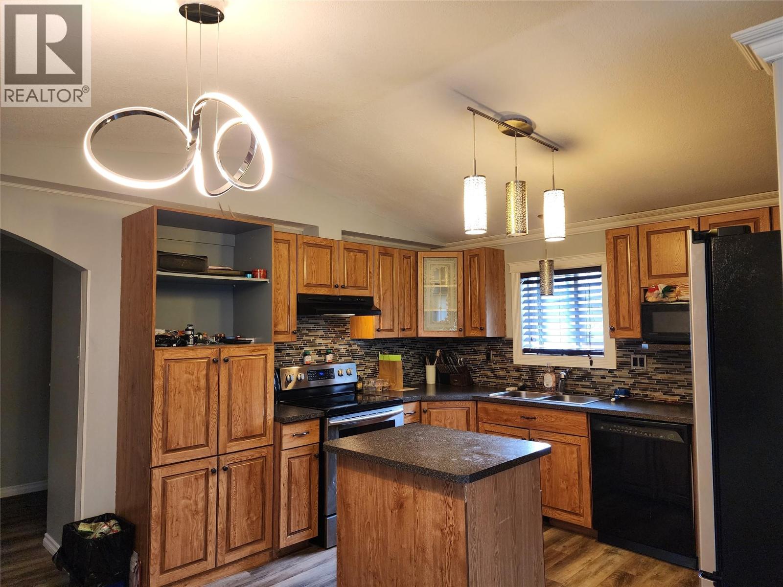 6450 7th Street, Grand Forks, British Columbia  V0H 1H4 - Photo 10 - 10389794