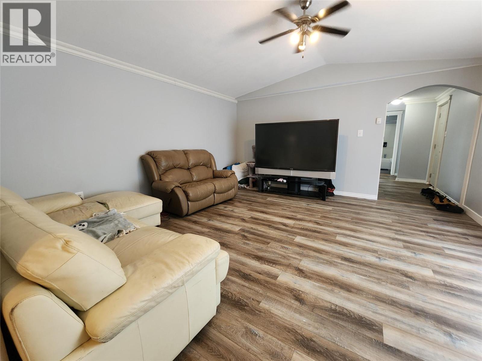 6450 7th Street, Grand Forks, British Columbia  V0H 1H4 - Photo 13 - 10389794