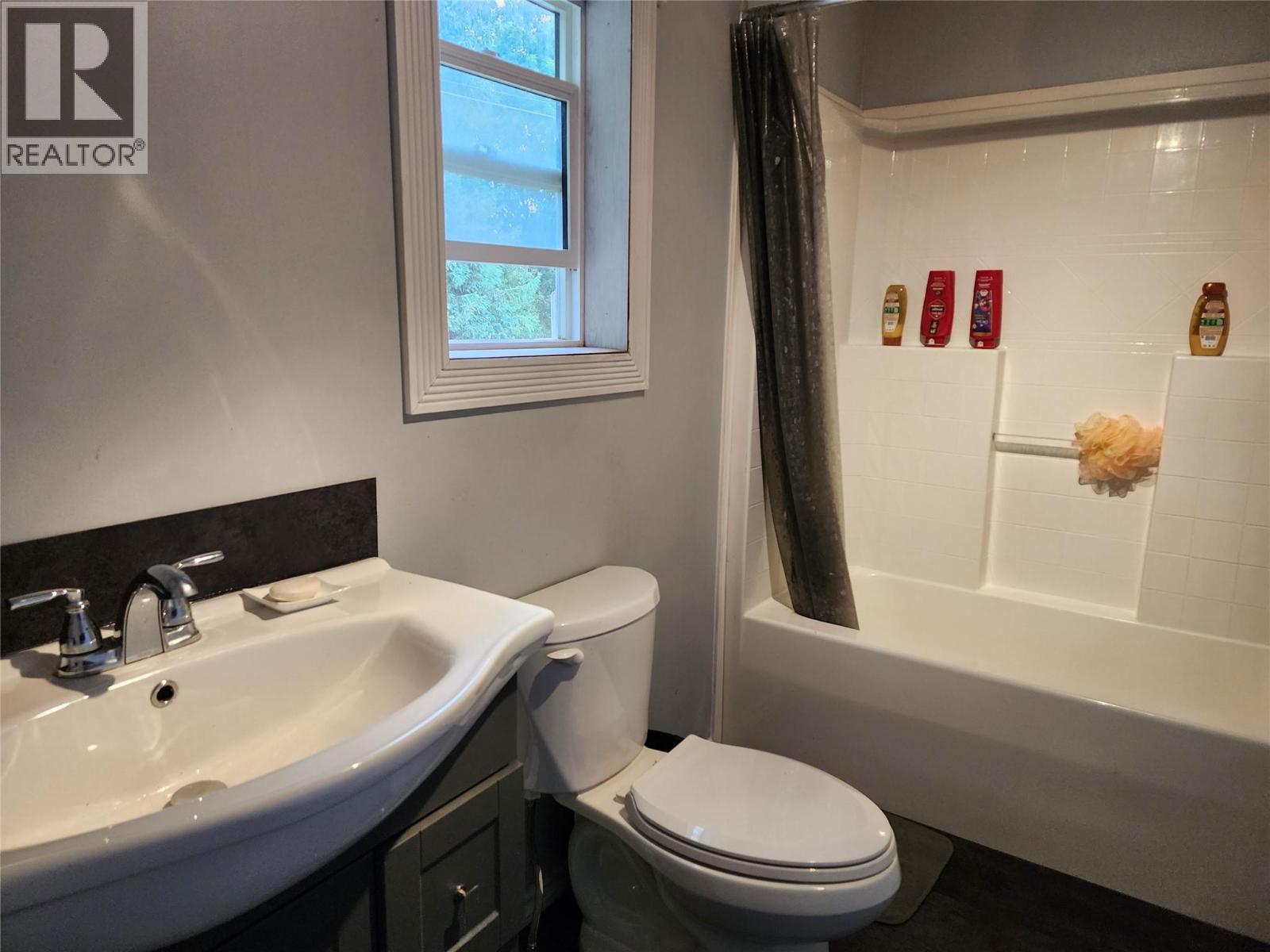 6450 7th Street, Grand Forks, British Columbia  V0H 1H4 - Photo 20 - 10389794