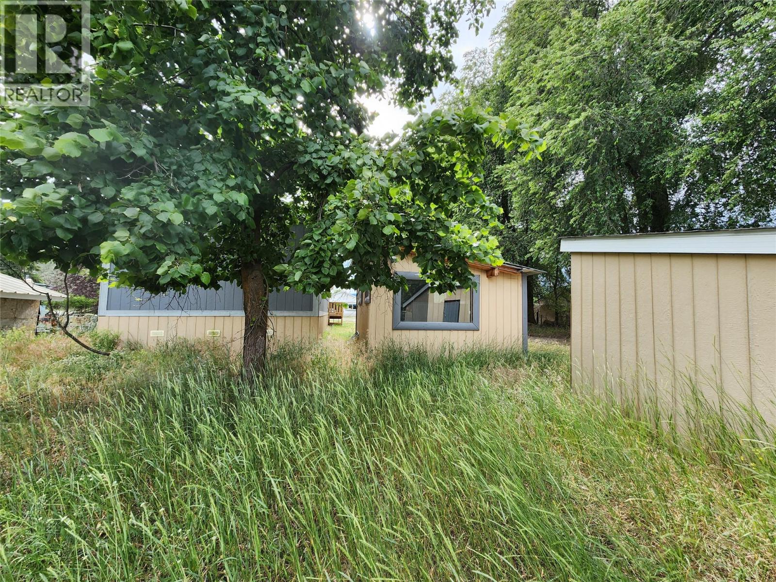 6450 7th Street, Grand Forks, British Columbia  V0H 1H4 - Photo 6 - 10389794