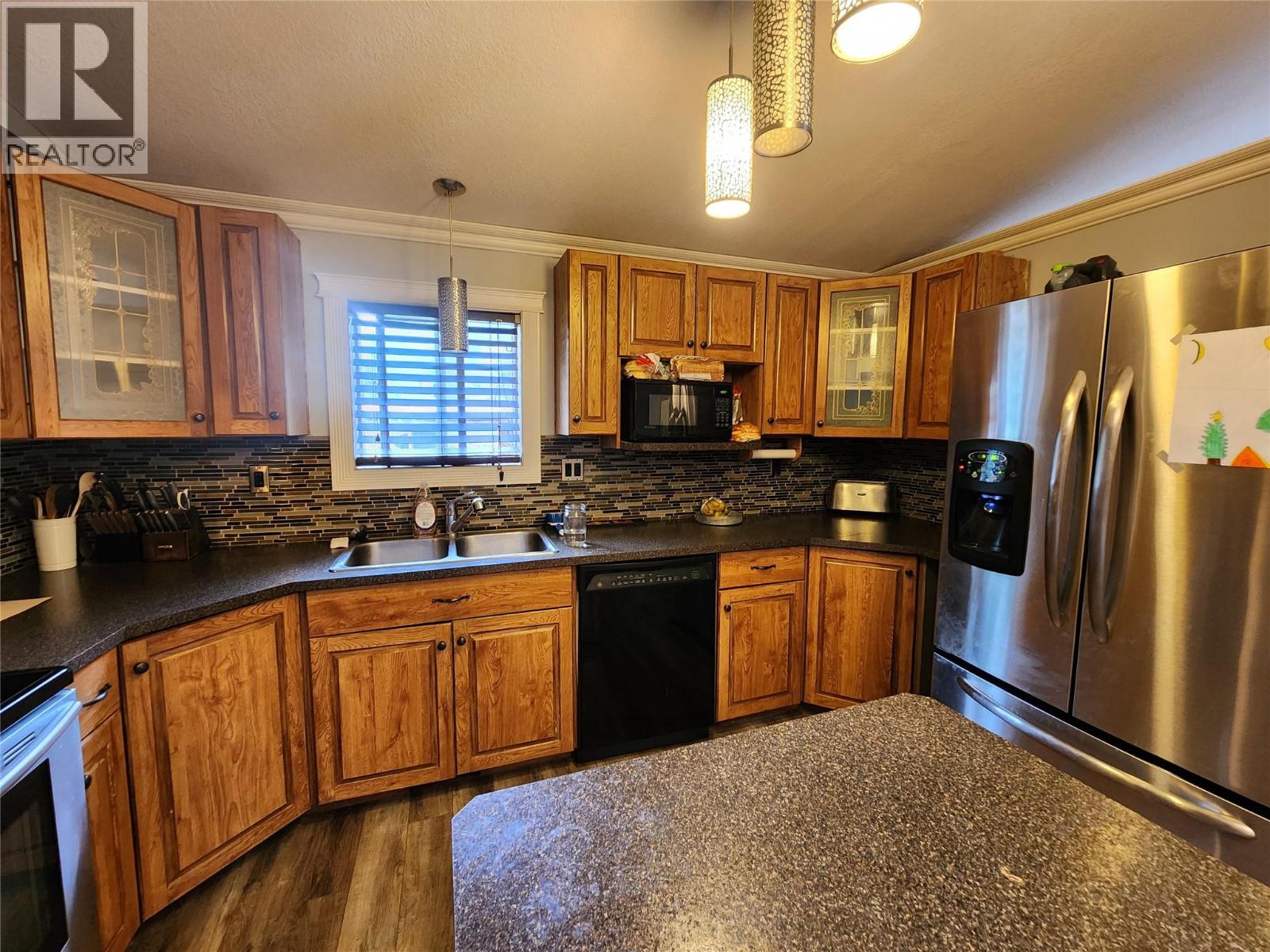 6450 7th Street, Grand Forks, British Columbia  V0H 1H4 - Photo 8 - 10389794