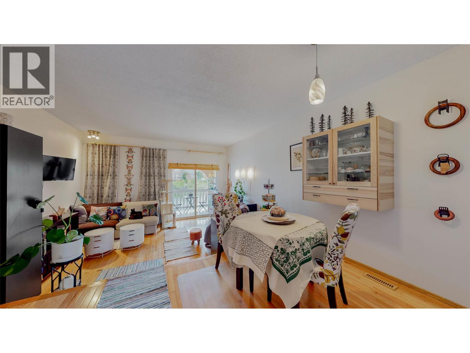 8029 Vedette Drive, Osoyoos, British Columbia  V0H 1V2 - Photo 4 - 10393090