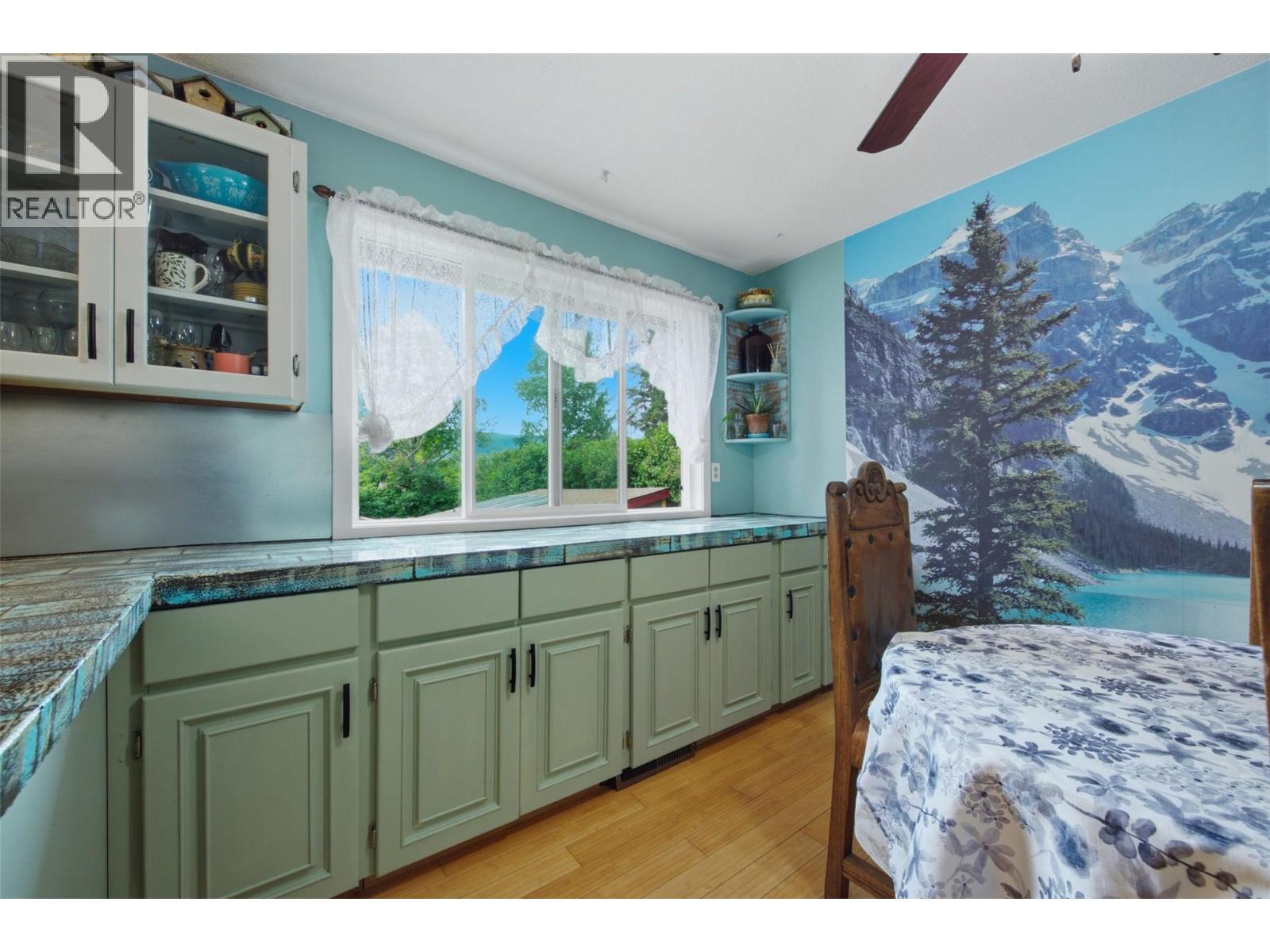 5830 6 Highway, Lavington, British Columbia  V1B 3E1 - Photo 18 - 10393505