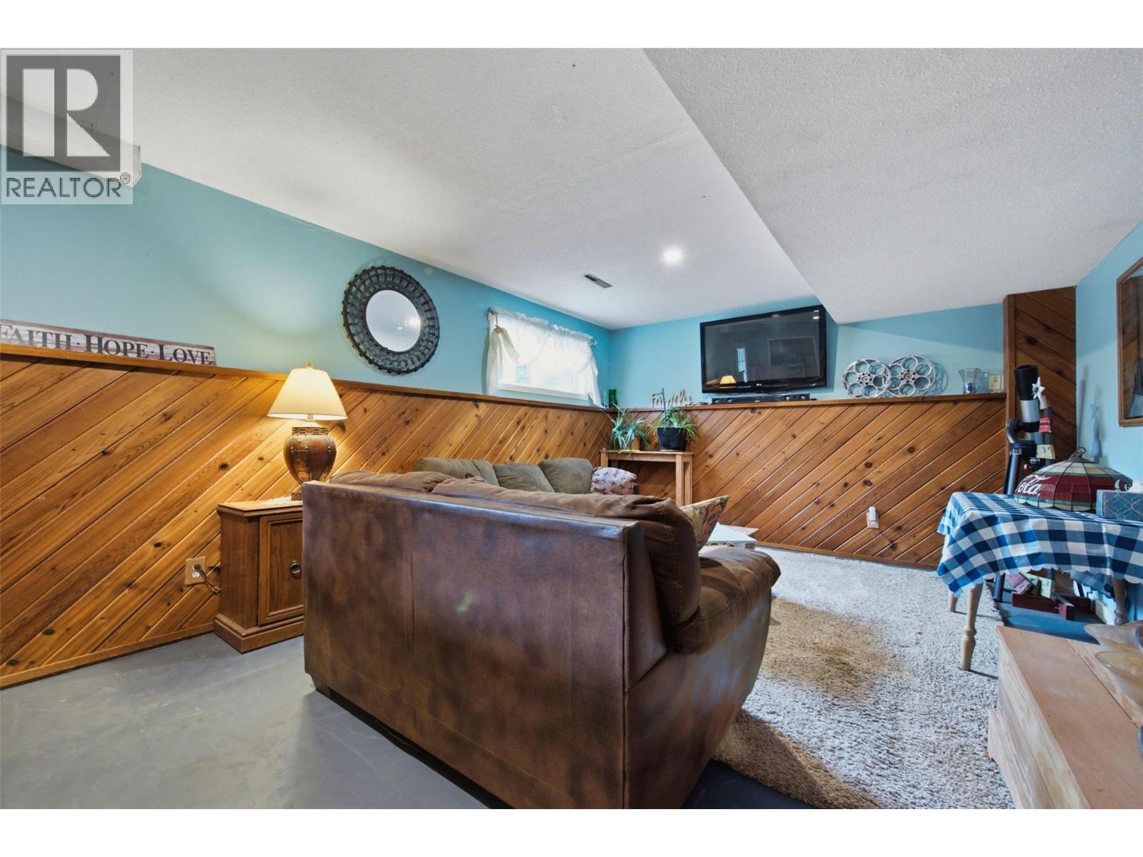 5830 6 Highway, Lavington, British Columbia  V1B 3E1 - Photo 30 - 10393505