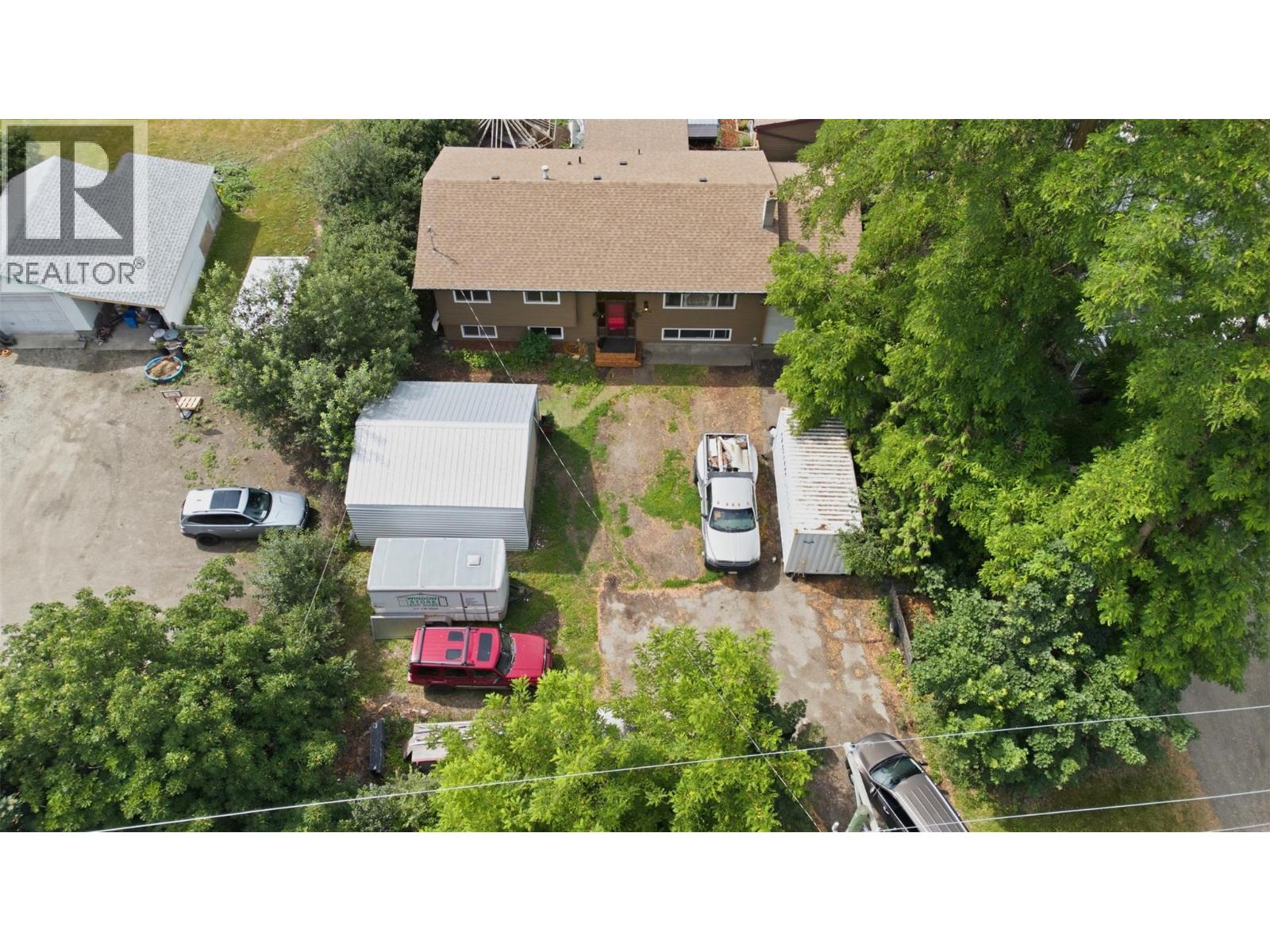 5830 6 Highway, Lavington, British Columbia  V1B 3E1 - Photo 5 - 10393505