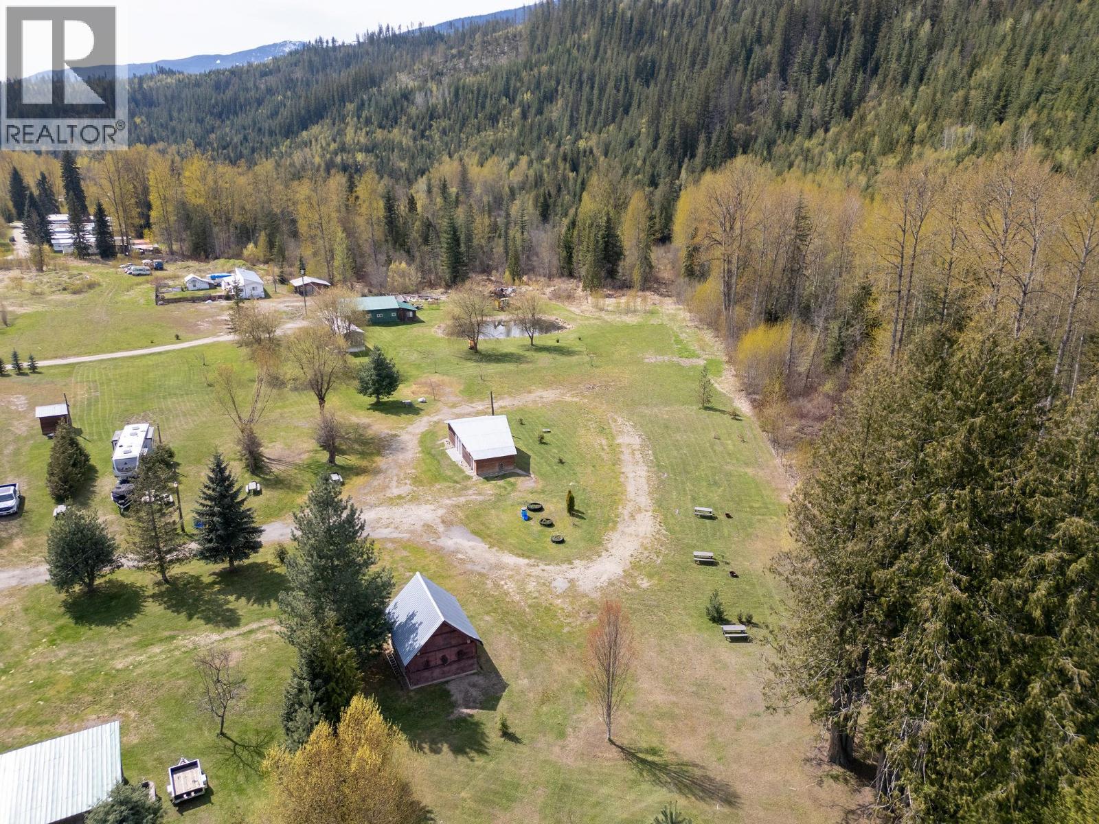 5301(2-10)-5317-5323-5327 Prosh Frontage Road, Craigellachie, British Columbia  V0E 2J0 - Photo 1 - 10393649