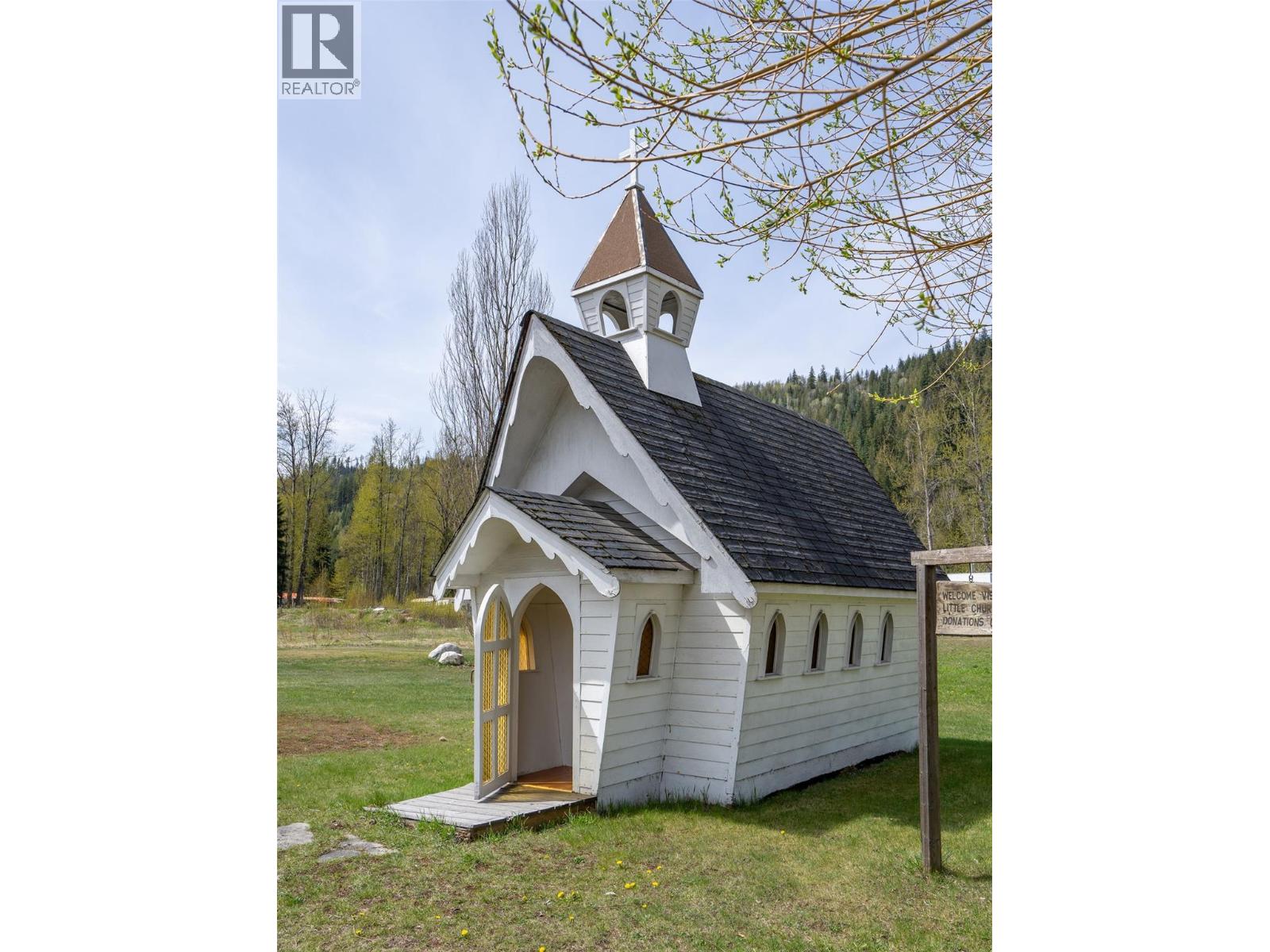 5301(2-10)-5317-5323-5327 Prosh Frontage Road, Craigellachie, British Columbia  V0E 2J0 - Photo 3 - 10393649