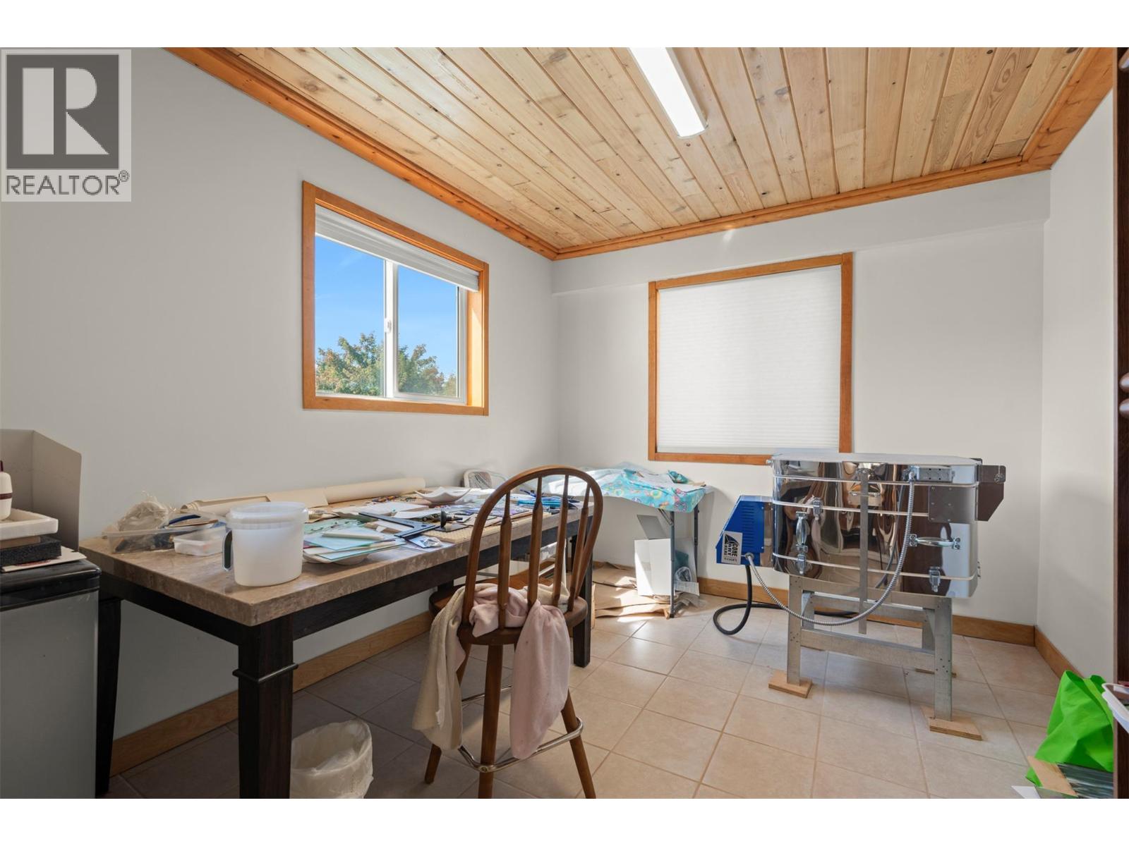 17 Mary's Emerald Bay Road, Vernon, British Columbia  V1H 2A7 - Photo 19 - 10393654