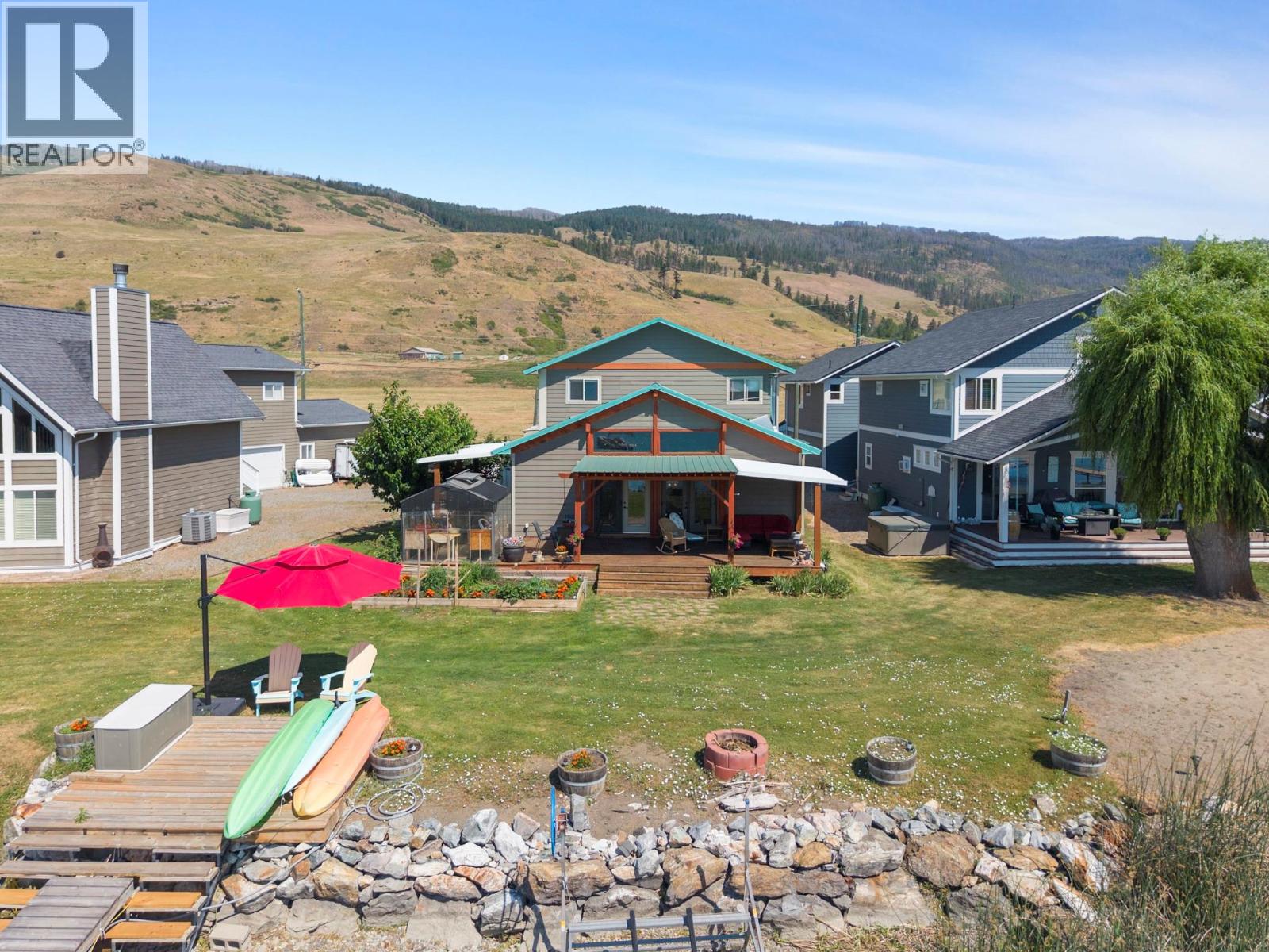 17 Mary's Emerald Bay Road, Vernon, British Columbia  V1H 2A7 - Photo 2 - 10393654