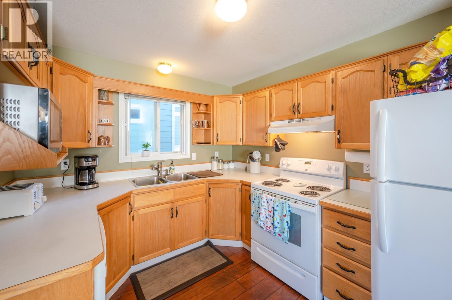 335 Sudbury Avenue, Penticton, British Columbia  V2A 8M7 - Photo 10 - 10393569