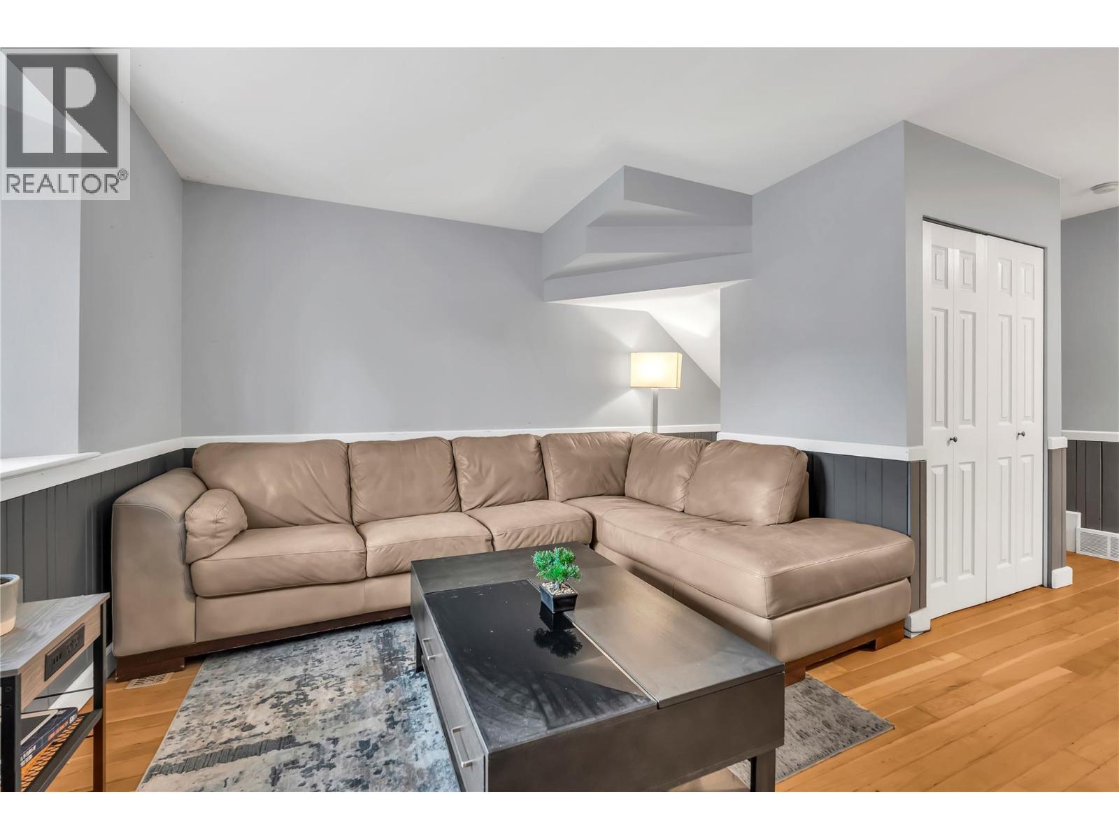 429 Braid St, Penticton, British Columbia  V2A 4Y2 - Photo 5 - 10393708
