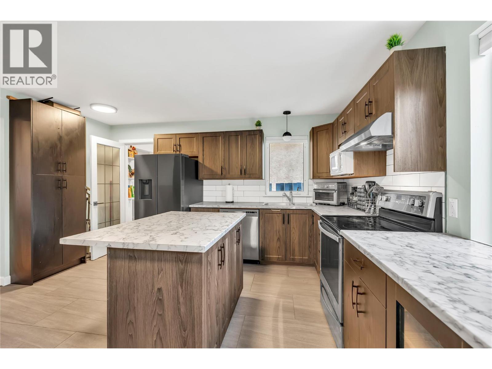 429 Braid St, Penticton, British Columbia  V2A 4Y2 - Photo 8 - 10393708