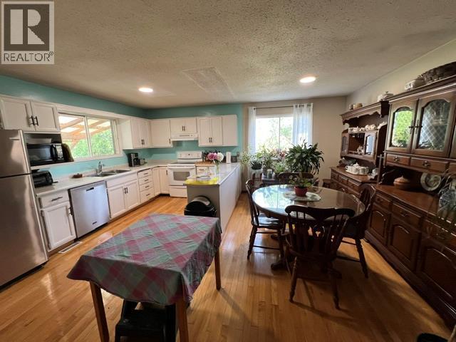2782 20th Street, Lister, British Columbia  V0B 1G2 - Photo 3 - 10392425