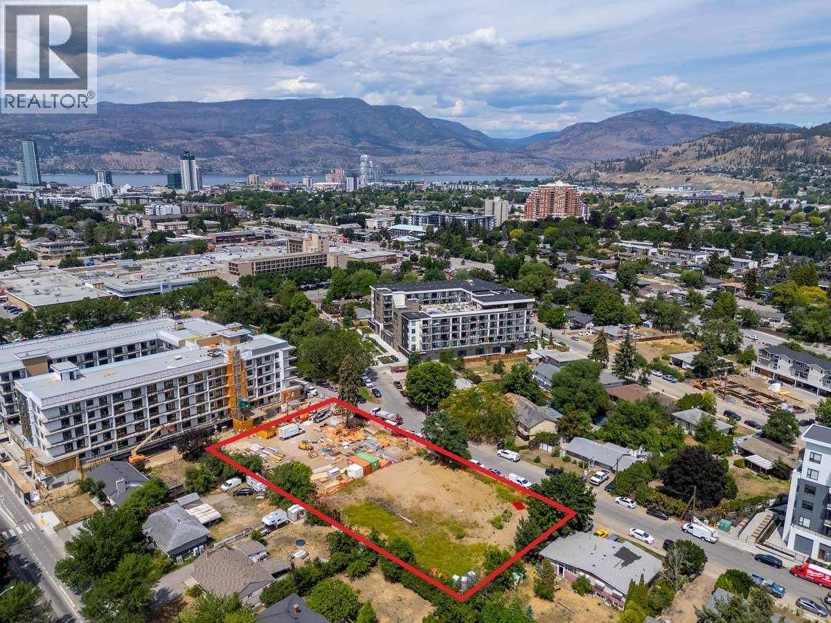 1299-1329 Pridham Avenue, Kelowna, British Columbia  V1Y 6B3 - Photo 1 - 10393560