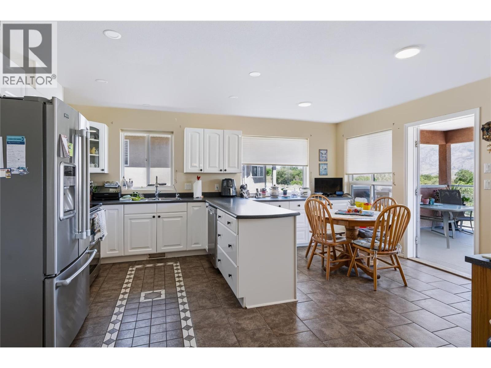 4206 Golf Course Drive, Osoyoos, British Columbia  V0H 1V4 - Photo 5 - 10392977