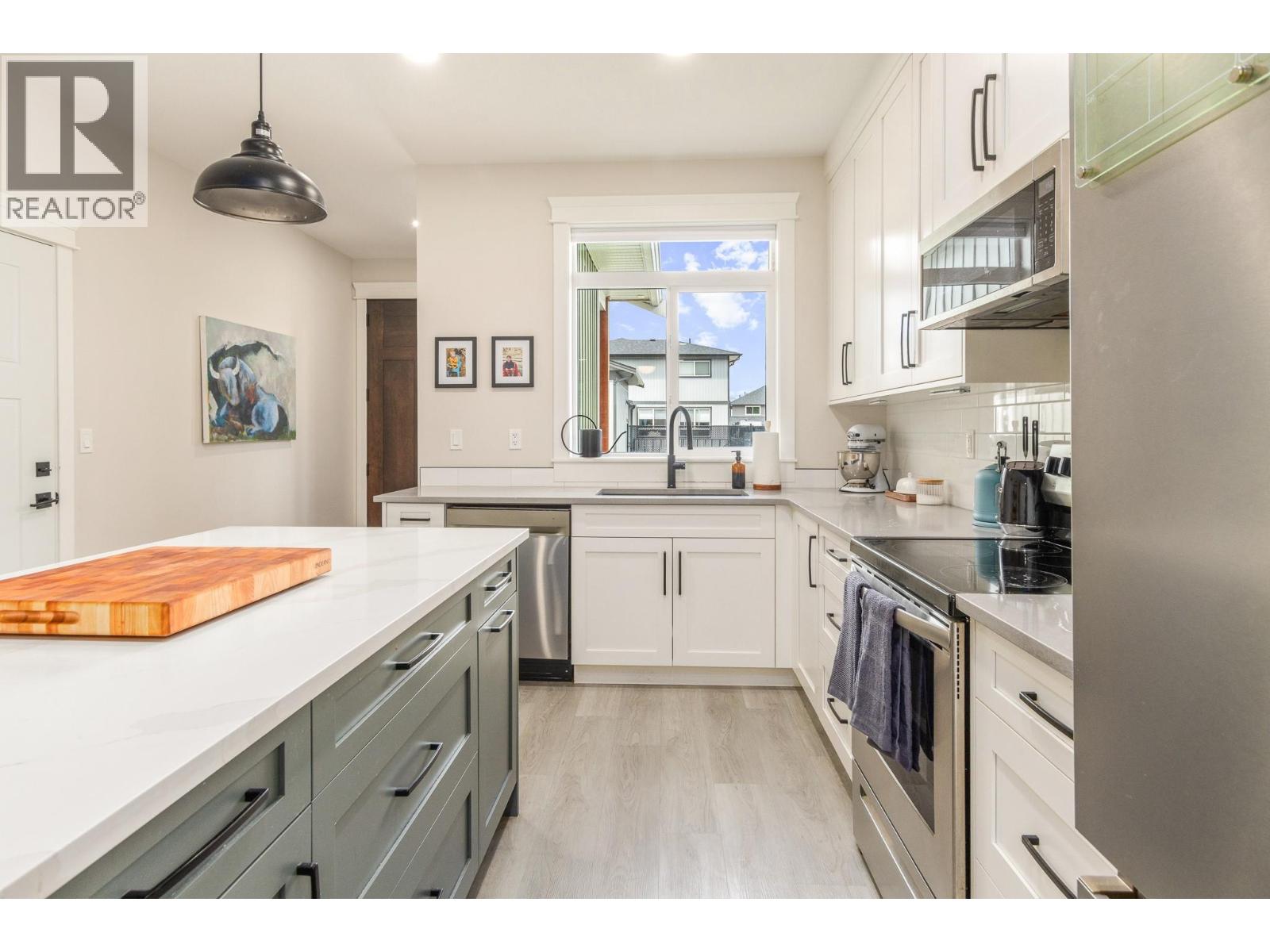 2344 6 Avenue Se, Salmon Arm, British Columbia  V1E 0H1 - Photo 14 - 10393571
