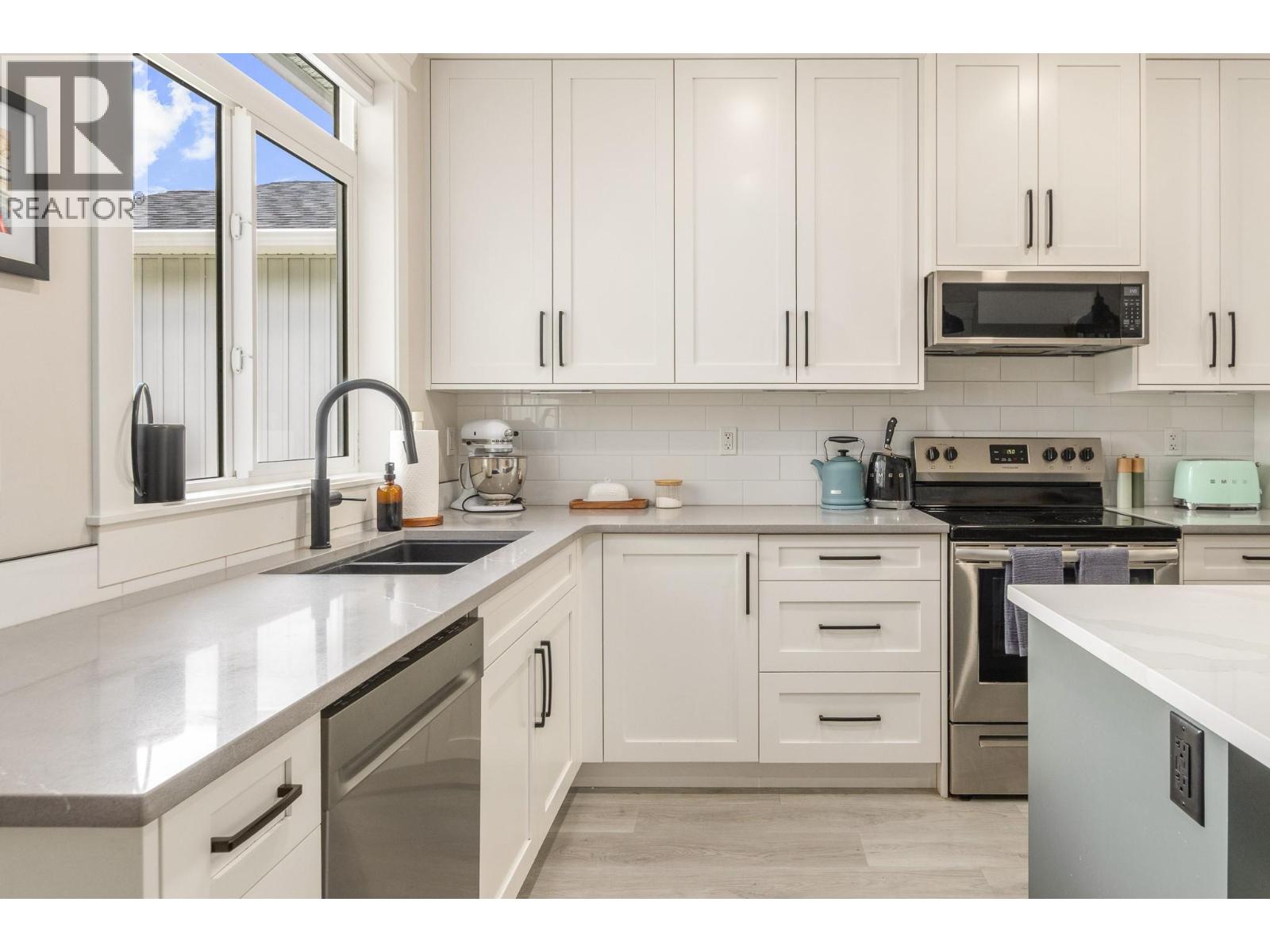 2344 6 Avenue Se, Salmon Arm, British Columbia  V1E 0H1 - Photo 16 - 10393571