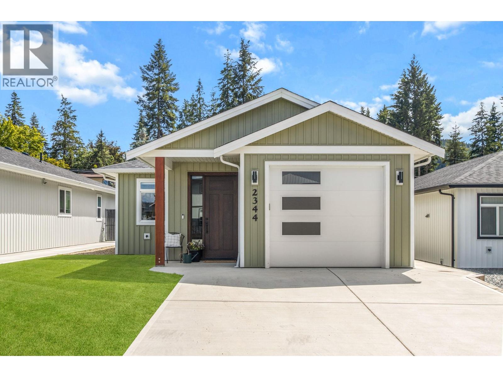 2344 6 Avenue Se, Salmon Arm, British Columbia  V1E 0H1 - Photo 2 - 10393571
