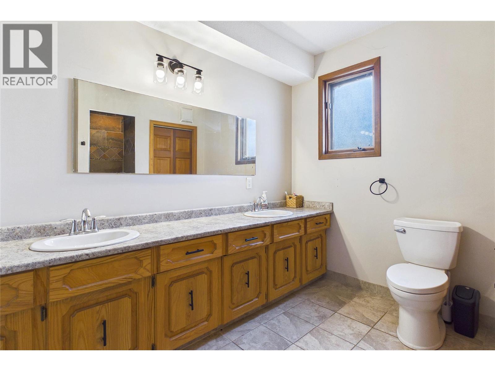 10371 Okanagan Centre Road E, Lake Country, British Columbia  V4V 1K9 - Photo 23 - 10393479