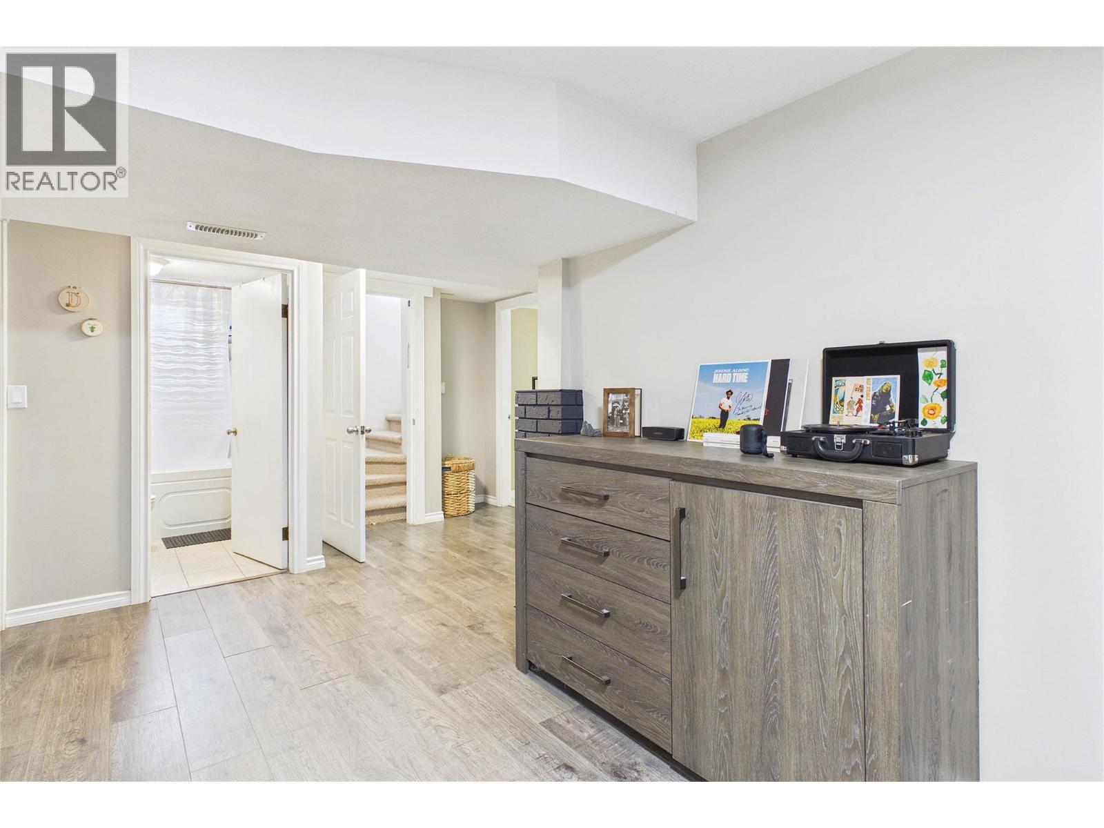 10371 Okanagan Centre Road E, Lake Country, British Columbia  V4V 1K9 - Photo 33 - 10393479