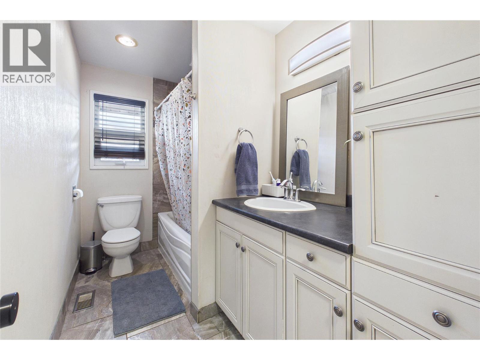 10371 Okanagan Centre Road E, Lake Country, British Columbia  V4V 1K9 - Photo 38 - 10393479