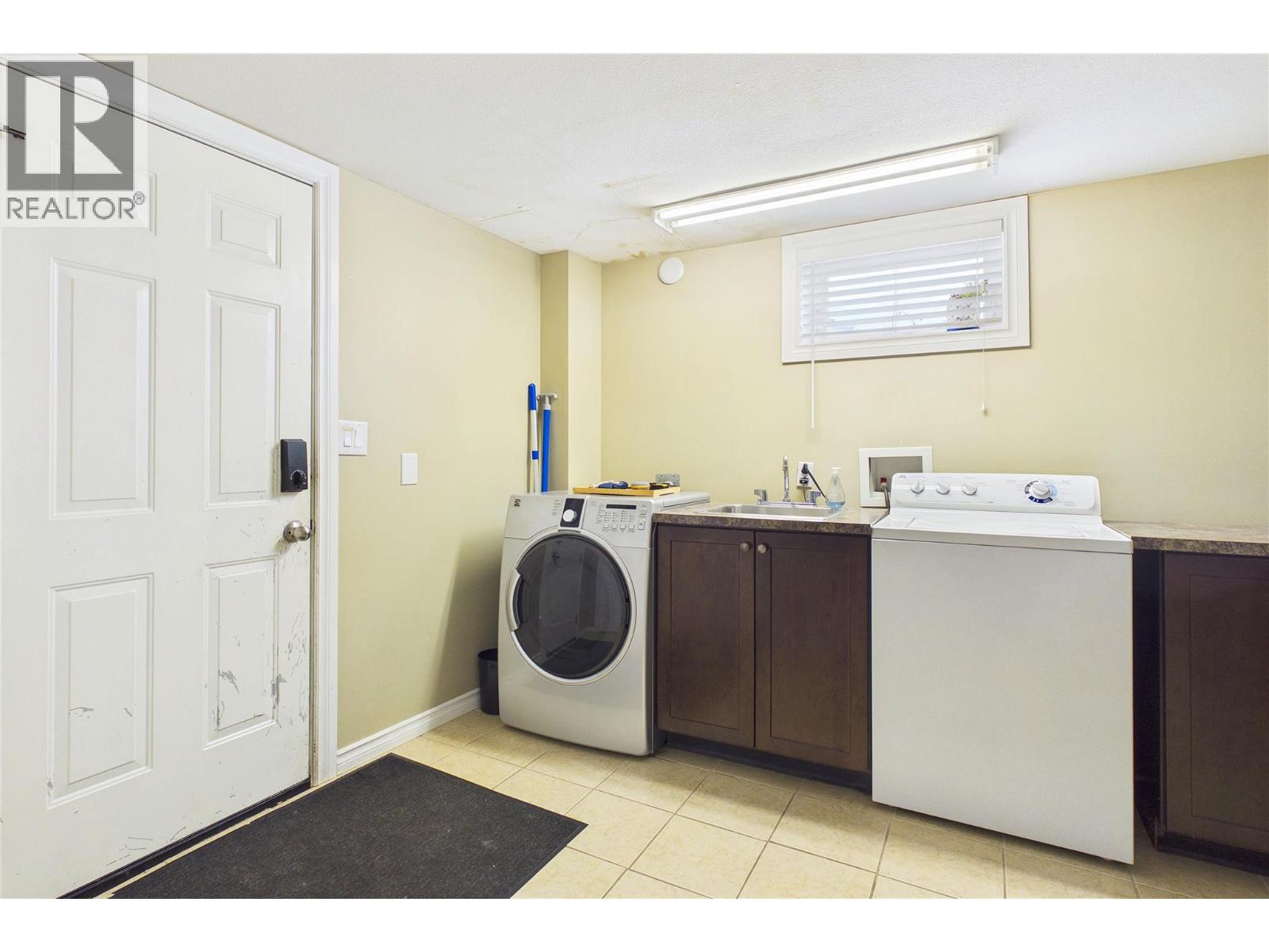10371 Okanagan Centre Road E, Lake Country, British Columbia  V4V 1K9 - Photo 39 - 10393479