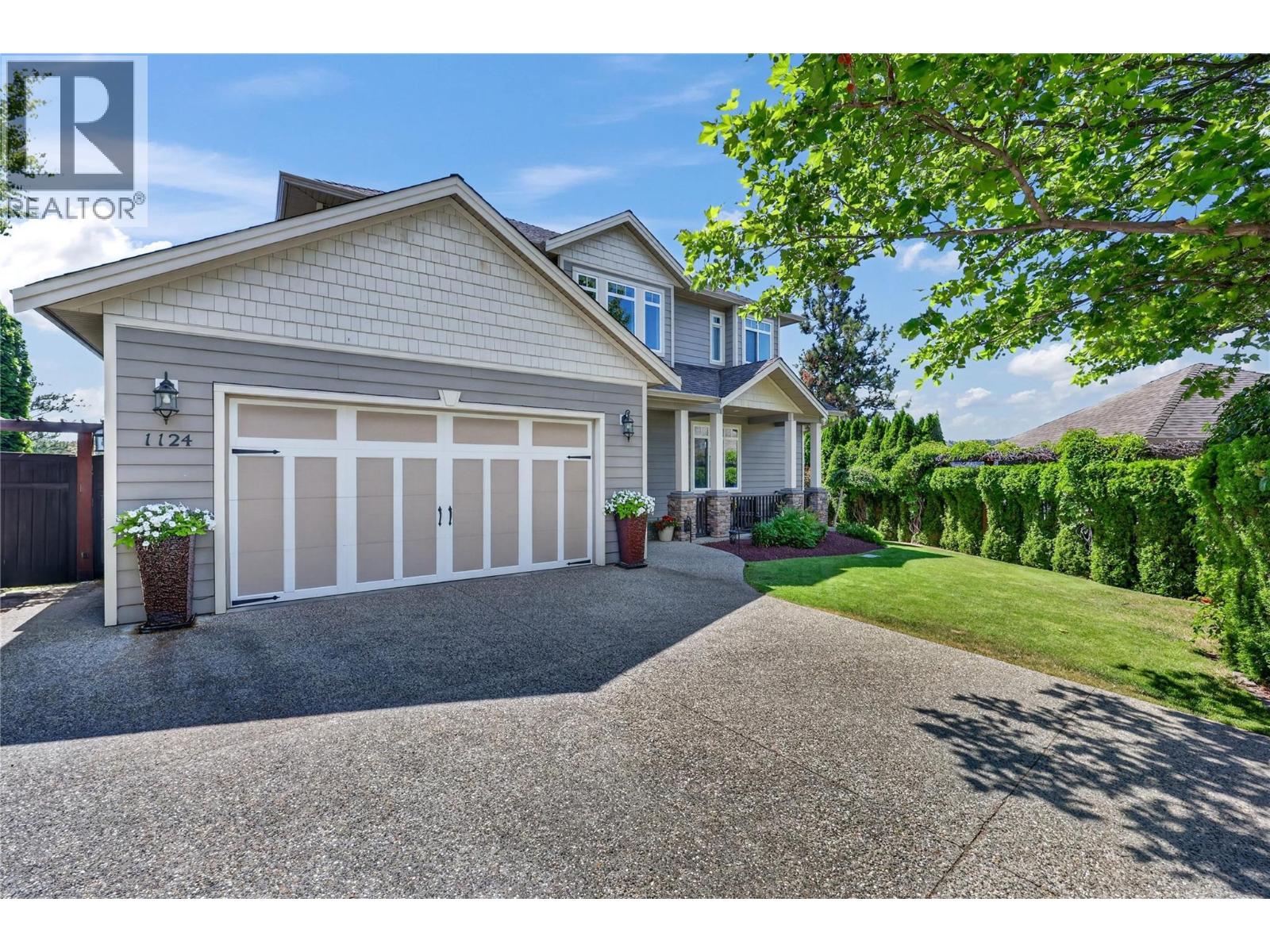 1124 Peak Point Drive, West Kelowna, British Columbia  V1Z 4A9 - Photo 2 - 10393752