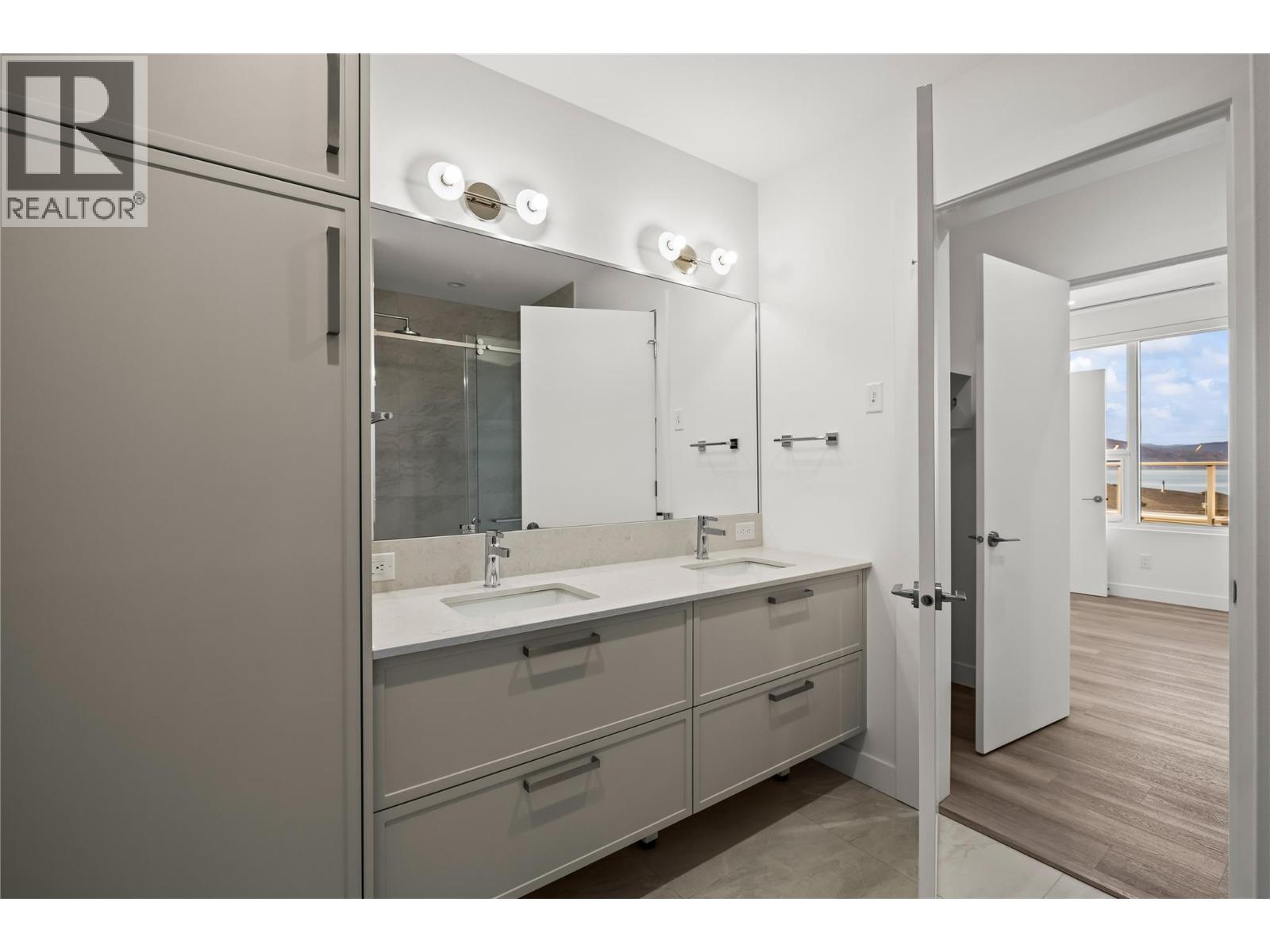 3340 Lakeshore Drive Unit# 306, Kelowna, British Columbia  V1W 0H6 - Photo 24 - 10393690