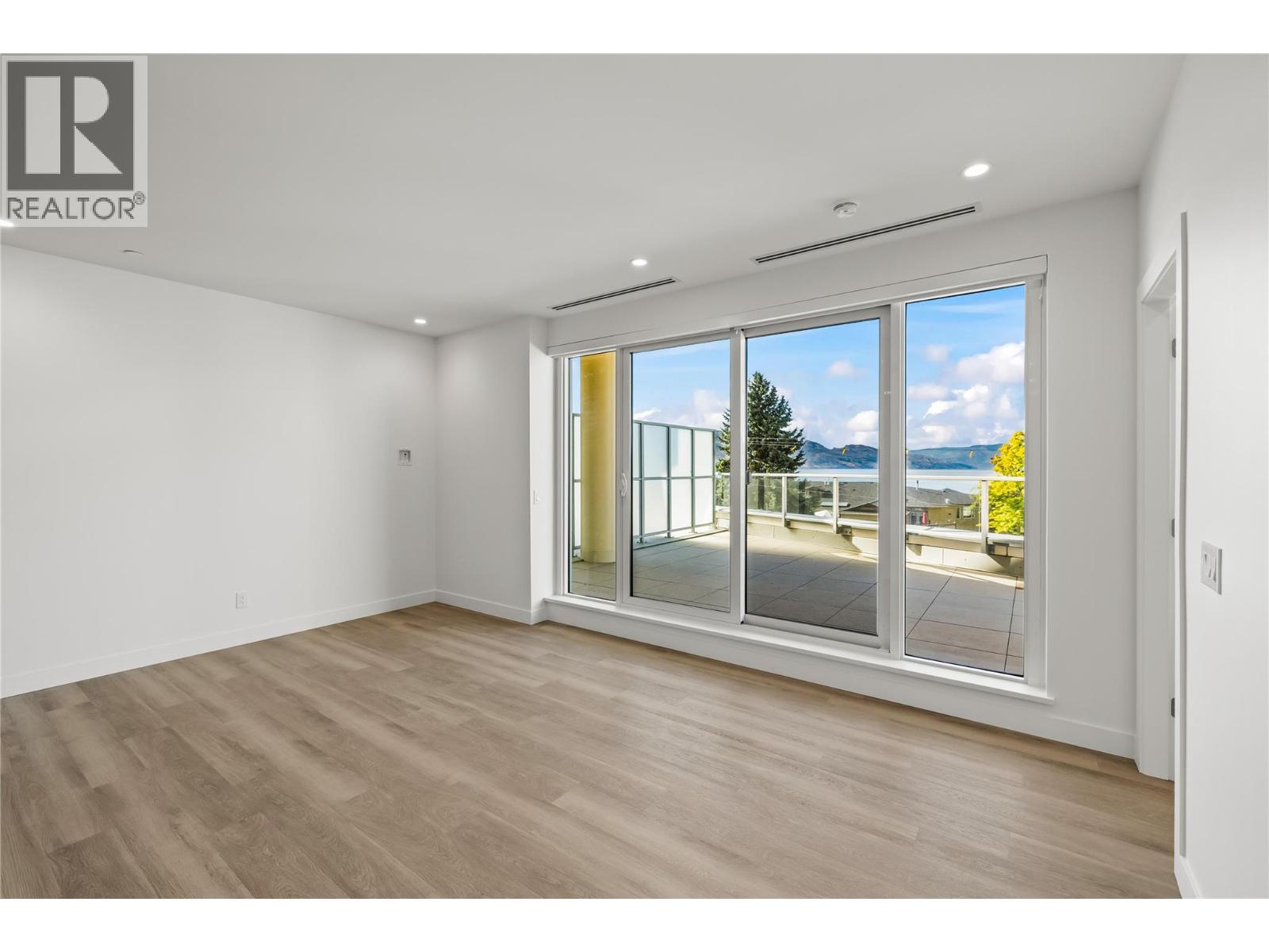 3340 Lakeshore Drive Unit# 306, Kelowna, British Columbia  V1W 0H6 - Photo 9 - 10393690