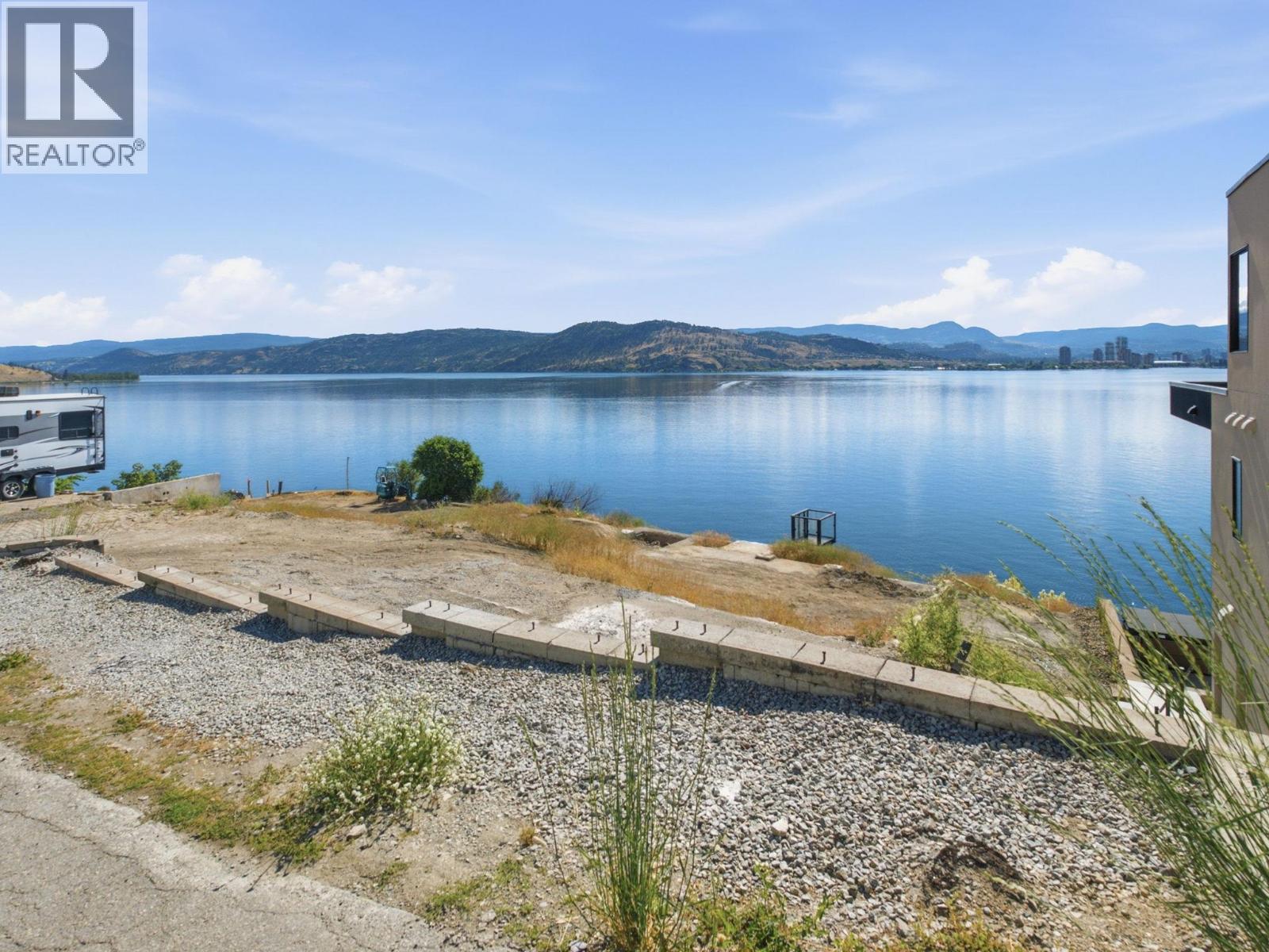 1075 Westside Road, West Kelowna, British Columbia  V1Z 3S1 - Photo 6 - 10393755
