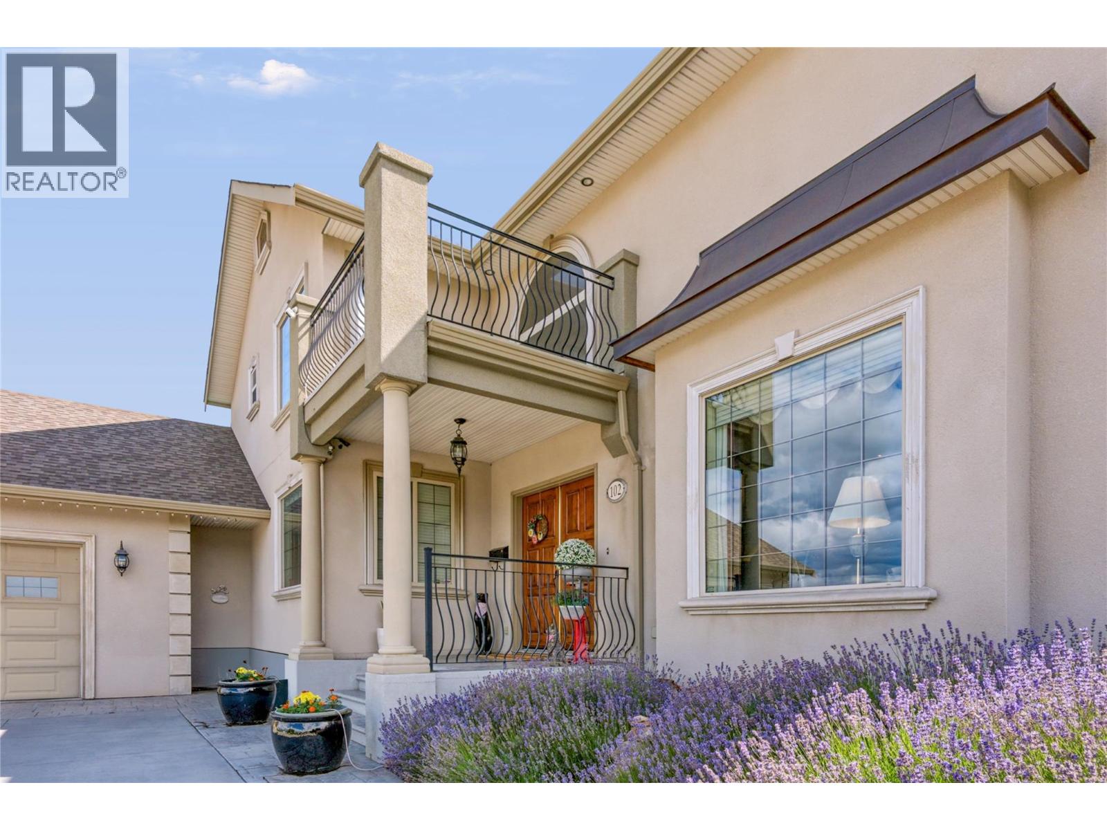102 Westview Drive, Penticton, British Columbia  V2A 7R2 - Photo 3 - 10380096