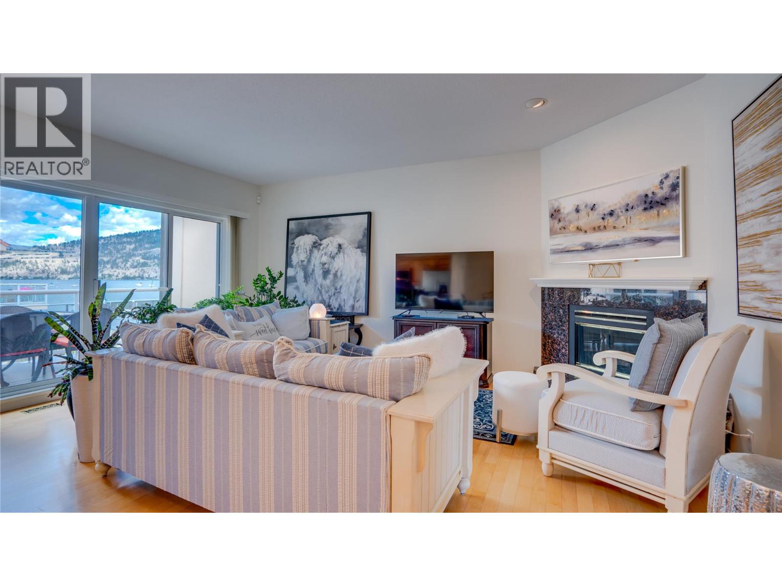7701 Okanagan Landing Road Unit# 8, Vernon, British Columbia  V1H 1L3 - Photo 10 - 10393670