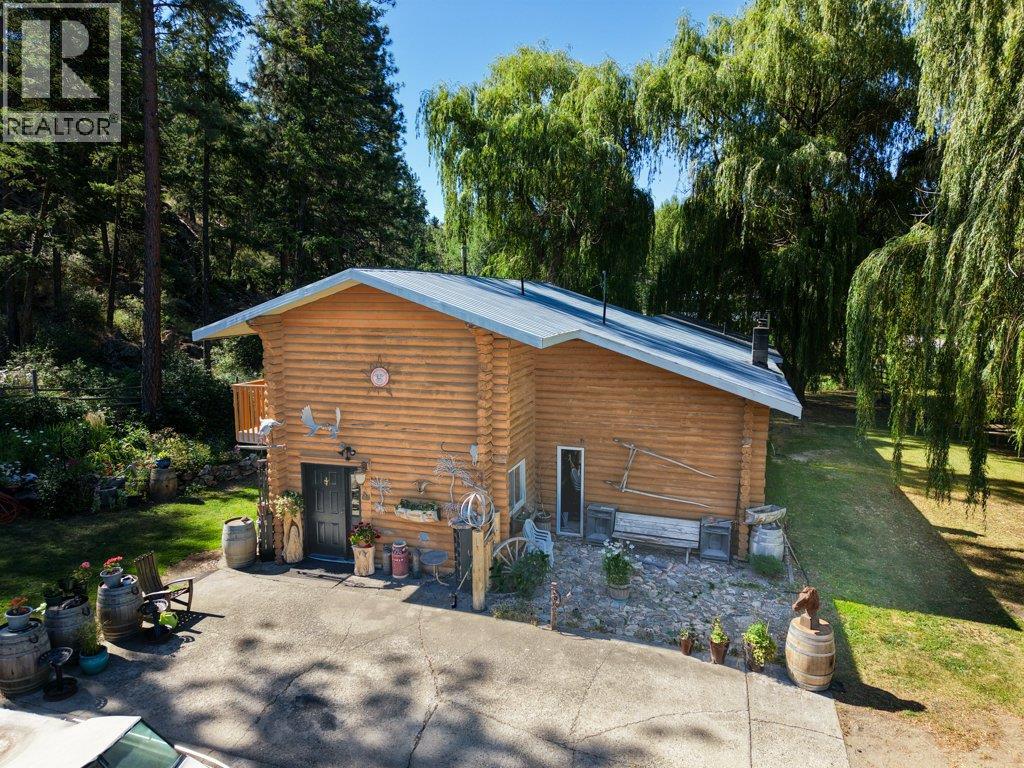 1876 Willowbrook Road, Oliver, British Columbia  V0H 1T0 - Photo 9 - 10392960