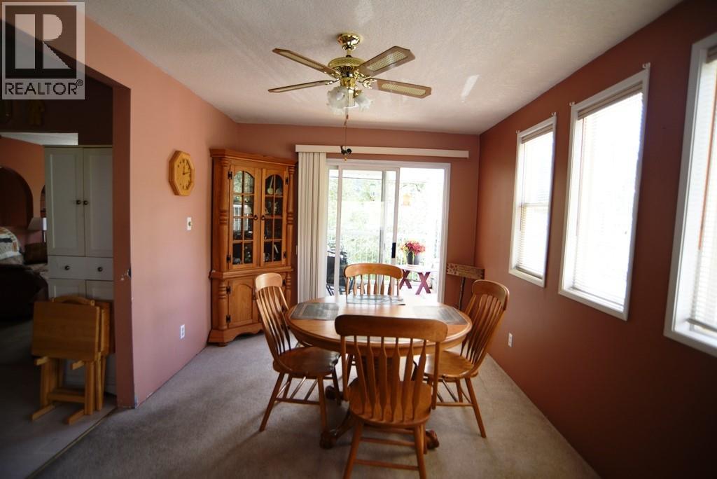 1765 3b Highway, Fruitvale, British Columbia  V0G 1L0 - Photo 14 - 10389409