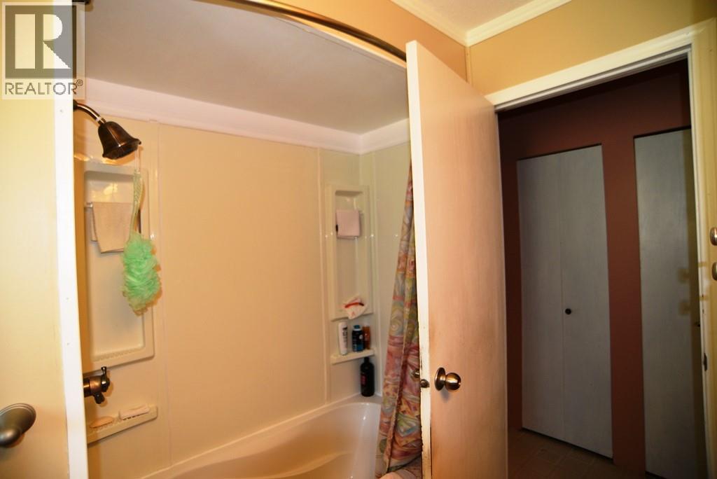 1765 3b Highway, Fruitvale, British Columbia  V0G 1L0 - Photo 26 - 10389409