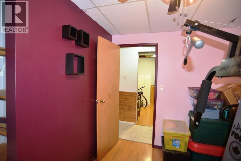 1765 3b Highway, Fruitvale, British Columbia  V0G 1L0 - Photo 37 - 10389409