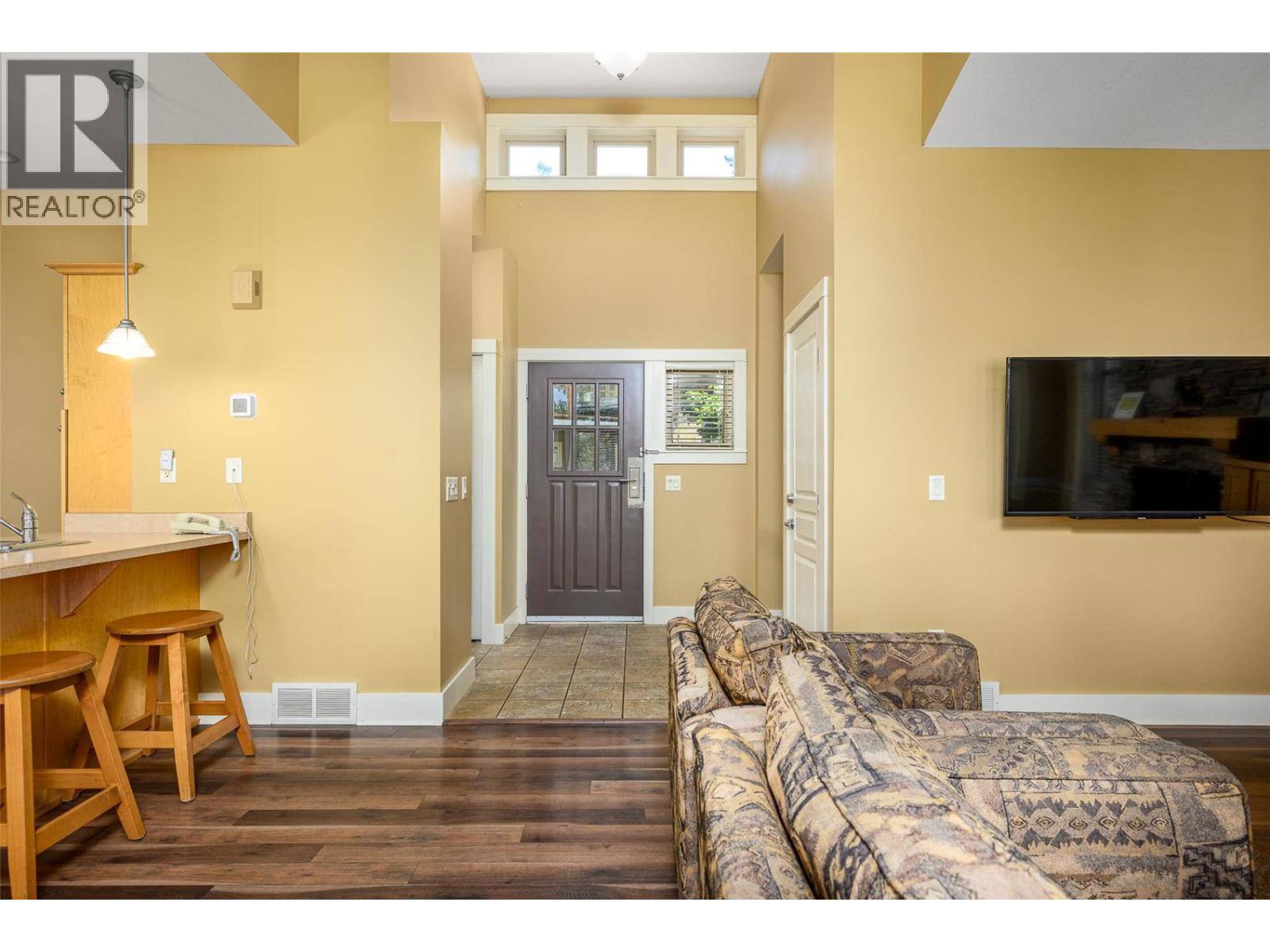 251 Predator Ridge Drive Unit# 47, Vernon, British Columbia  V1H 1V2 - Photo 10 - 10393660
