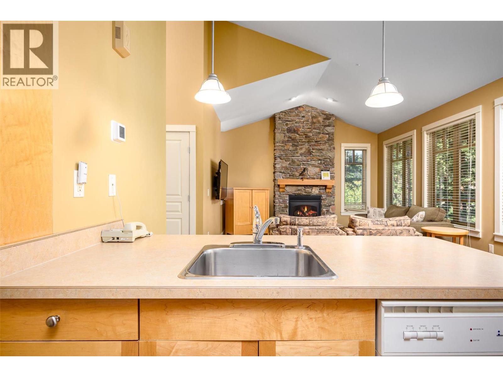 251 Predator Ridge Drive Unit# 47, Vernon, British Columbia  V1H 1V2 - Photo 21 - 10393660
